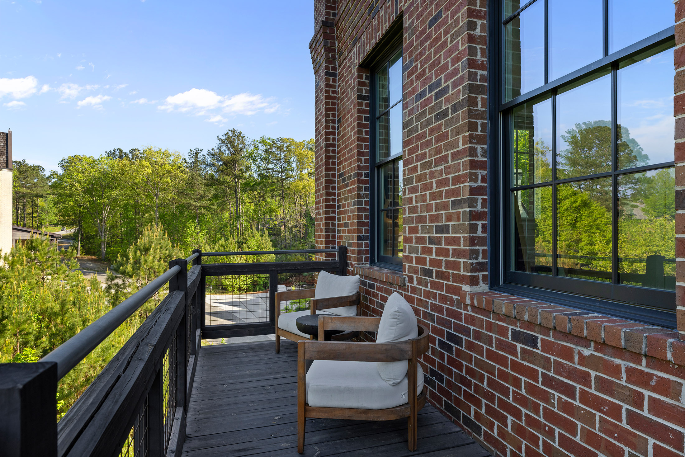  Top Floor, Corner Condo Overlooking Serenbe Stables - 物件實景