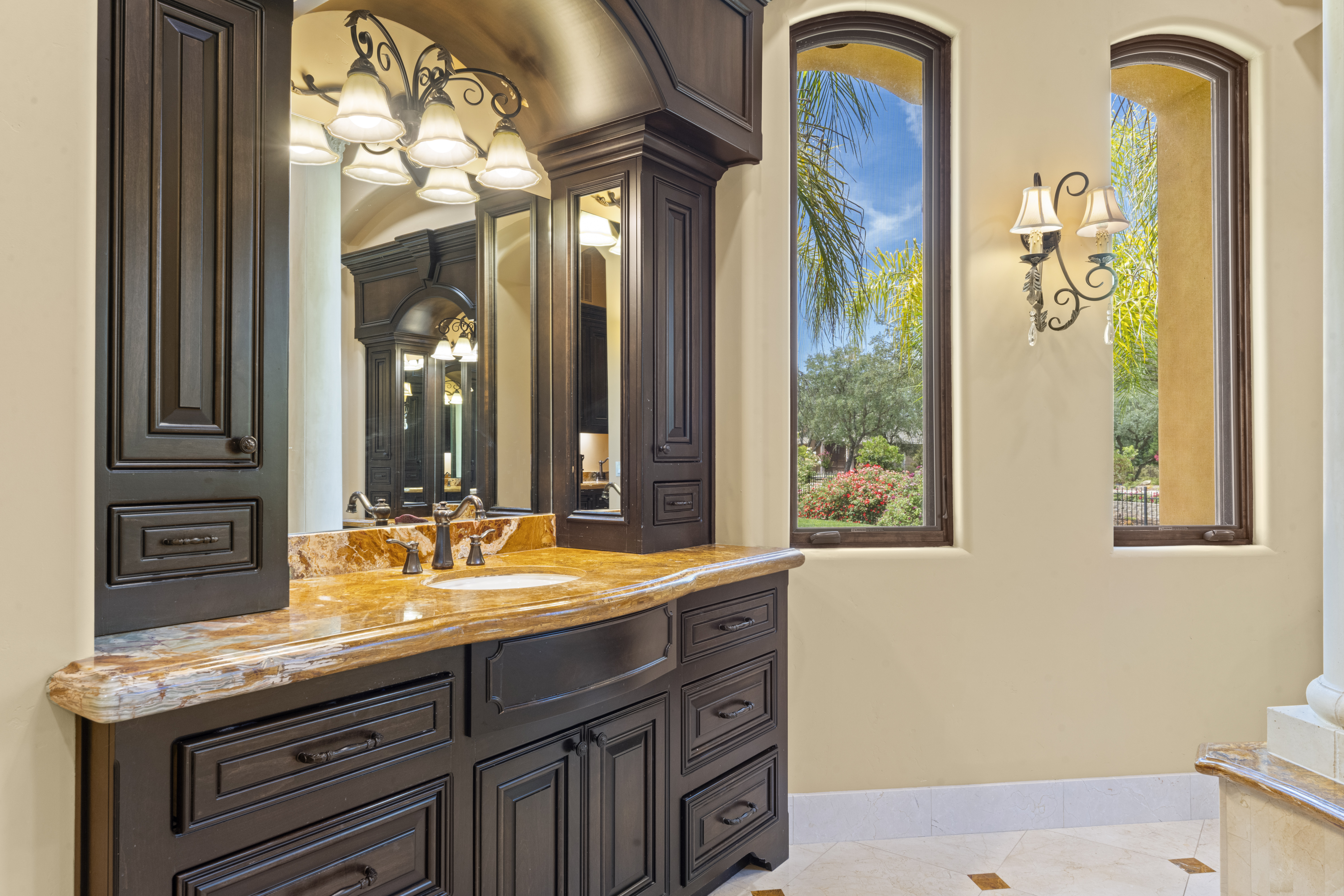  9220 Tuscany Oaks Court, Granite Bay, CA 95746 - 物件實景
