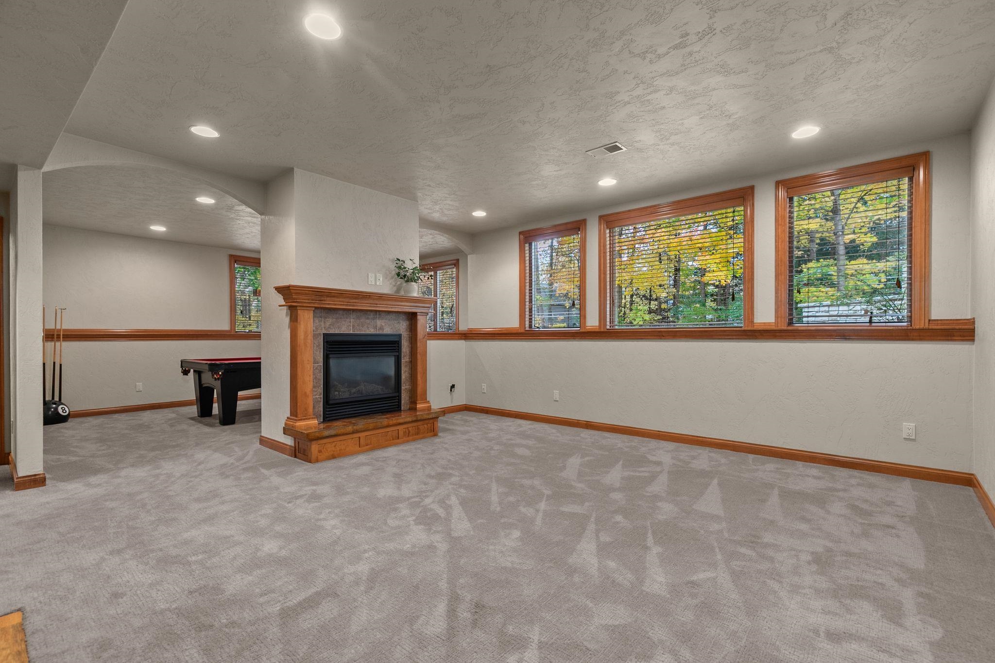 Combined Locks, Wisconsin, 54113, United States, 3 Bedrooms Bedrooms, ,4 BathroomsBathrooms,Residential,For Sale,1976414