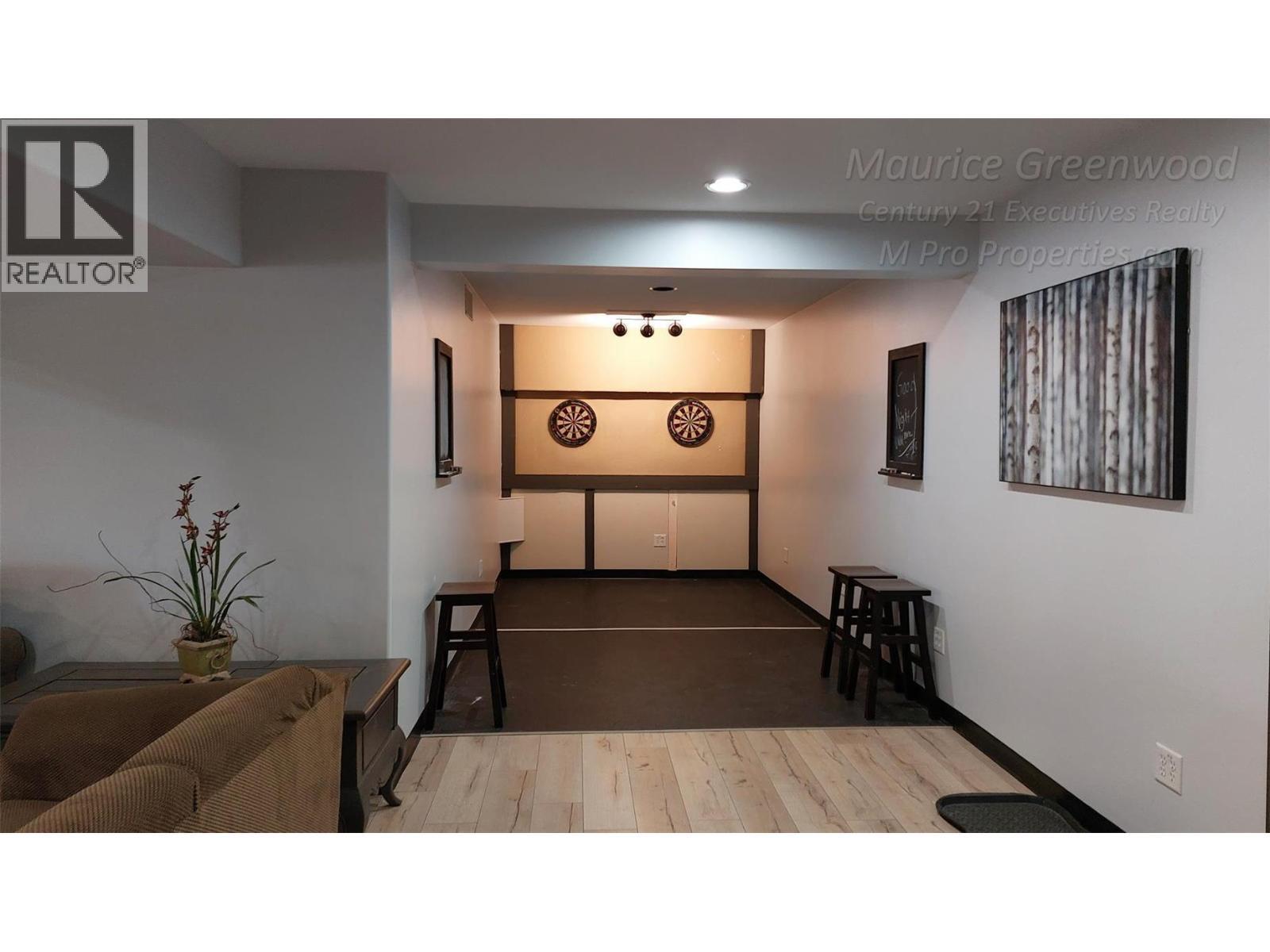 KELOWNA, British Columbia, V1Z 3R8, CA, 3 Bedrooms Bedrooms, ,2 BathroomsBathrooms,Residential,For Sale,1950768