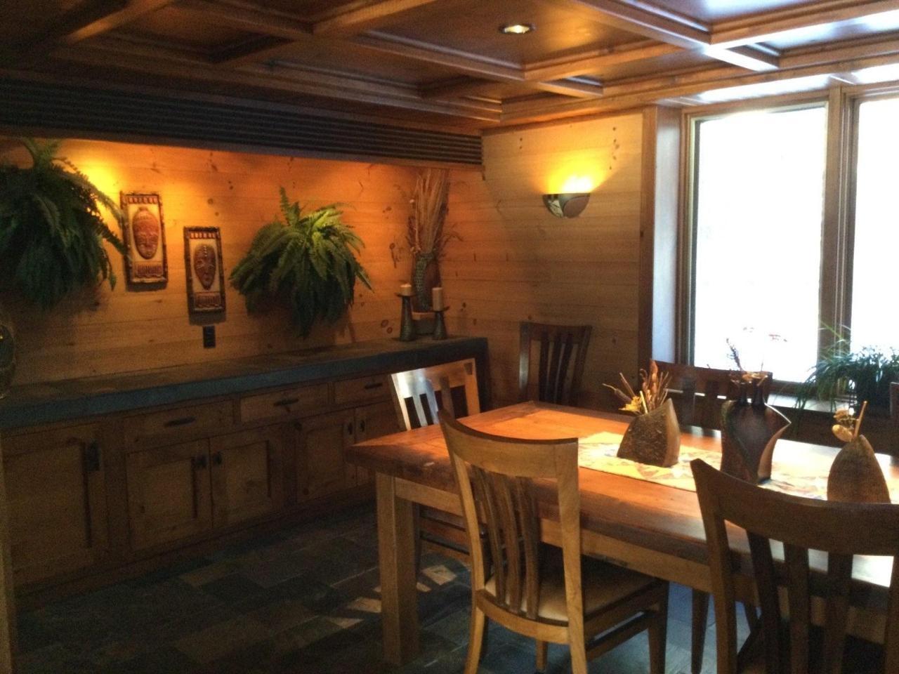 Watersmeet, Michigan, 49969, United States, 4 Bedrooms Bedrooms, ,3 BathroomsBathrooms,Residential,For Sale,1979345