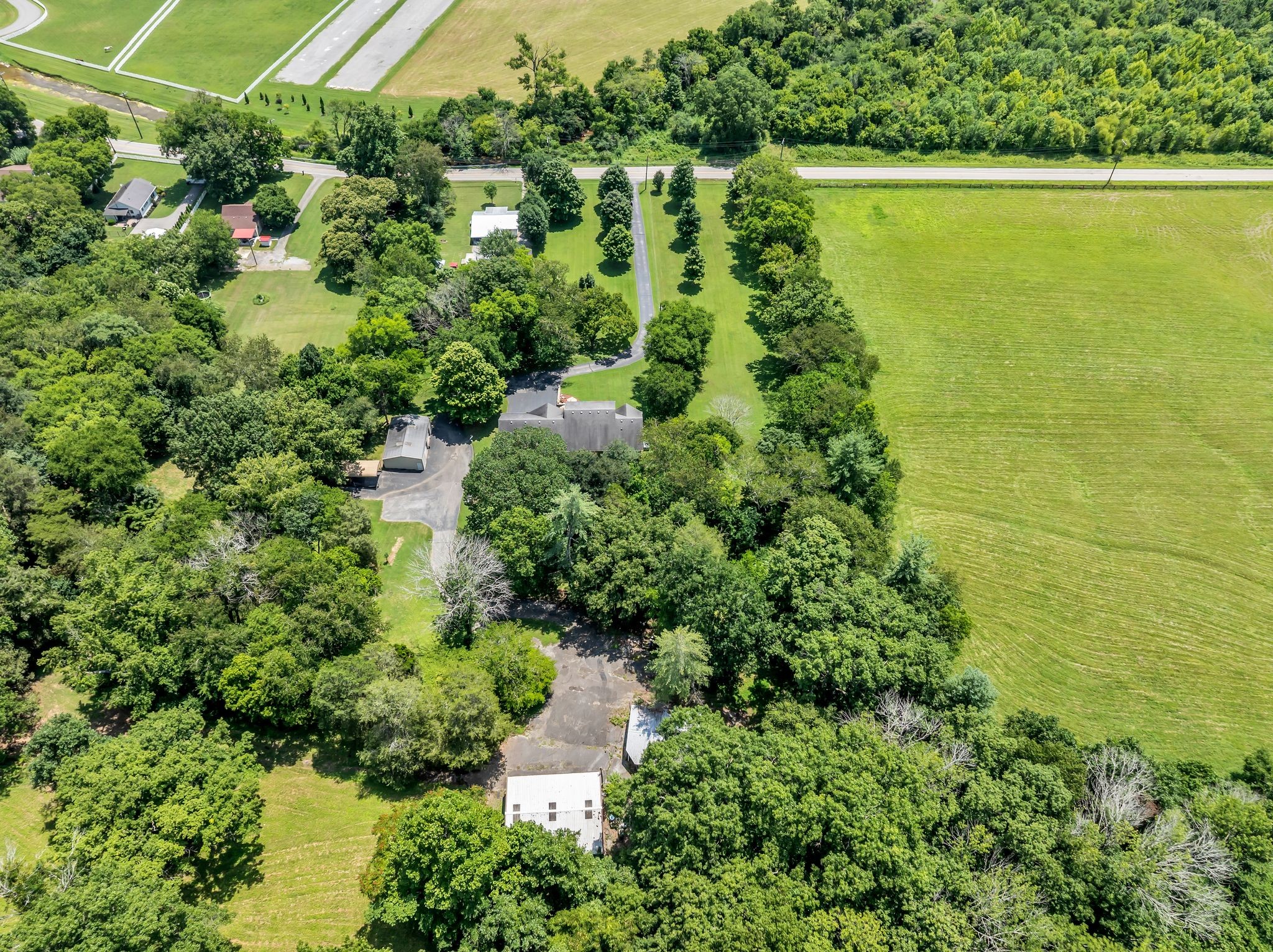 Whites Creek, Tennessee, 37189, United States, 3 Bedrooms Bedrooms, ,3 BathroomsBathrooms,Residential,For Sale,1895173