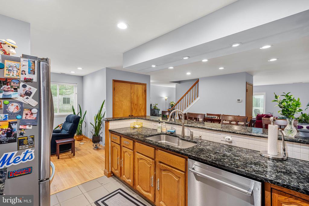 Plainsboro, New Jersey, 08536, United States, 3 Bedrooms Bedrooms, ,3 BathroomsBathrooms,Residential,For Sale,1975550