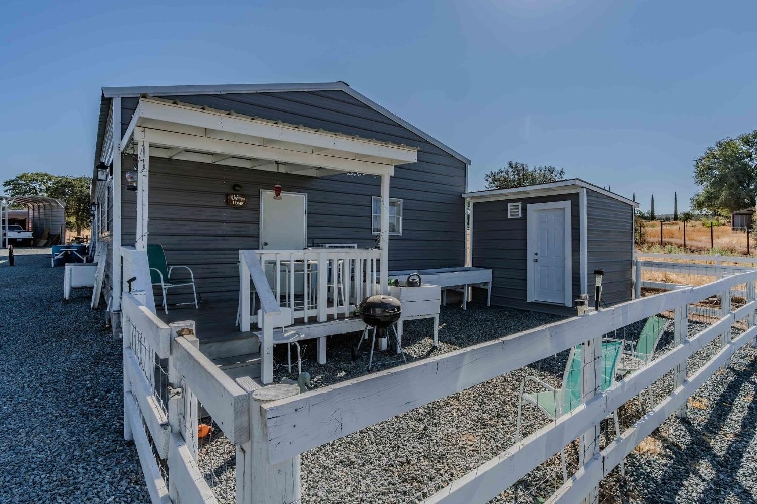 Burson, California, 95225, United States, 2 Bedrooms Bedrooms, ,2 BathroomsBathrooms,Residential,For Sale,1976966