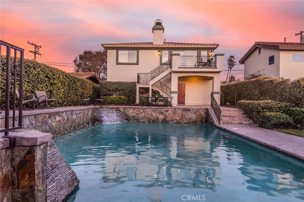 San Diego, California, 92107, United States, 6 Bedrooms Bedrooms, ,5 BathroomsBathrooms,Residential,For Sale,1843009