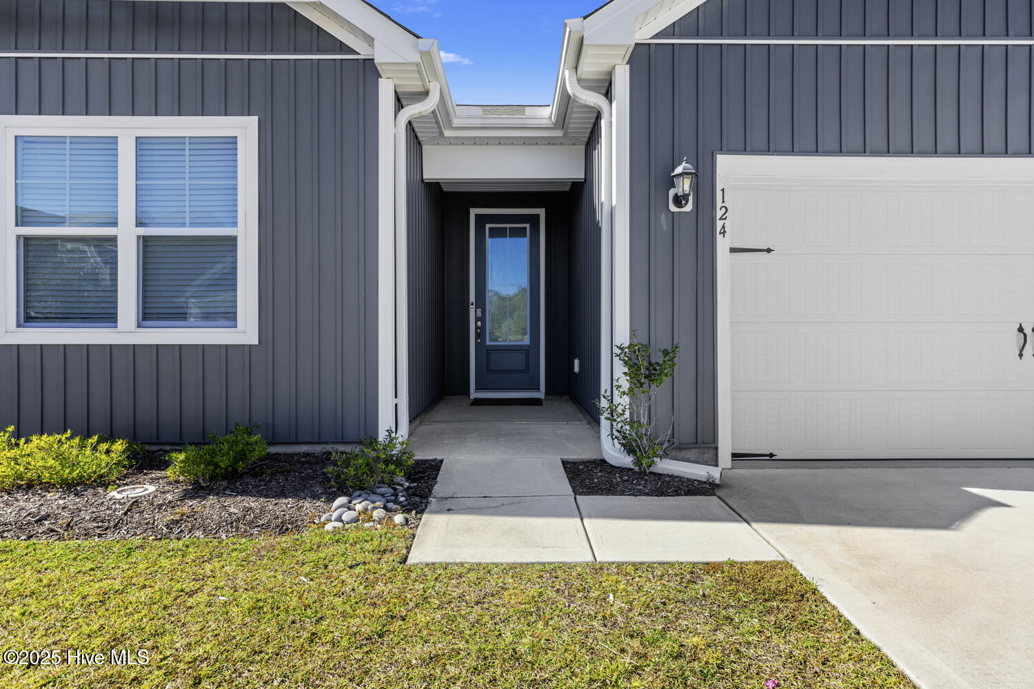 Surf City, North Carolina, 28445, United States, 4 Bedrooms Bedrooms, ,2 BathroomsBathrooms,Residential,For Sale,1987311