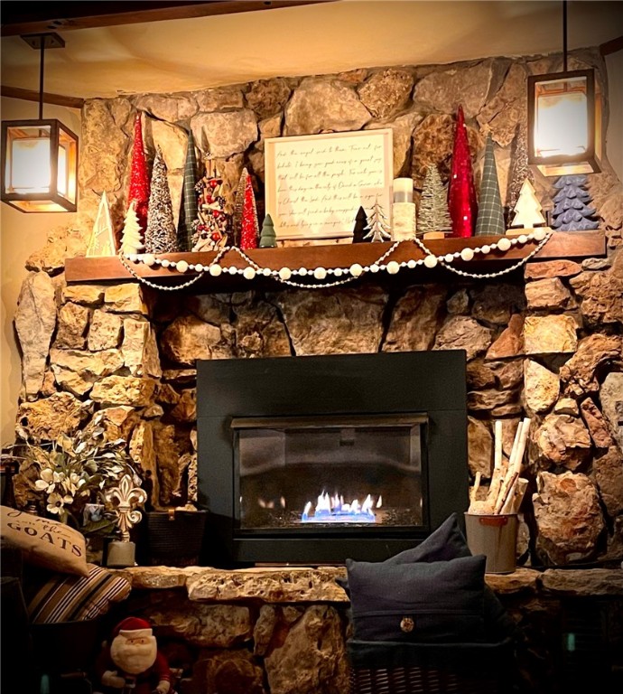 Berryville, Arkansas, 72616, United States, 6 Bedrooms Bedrooms, ,4 BathroomsBathrooms,Residential,For Sale,1988341