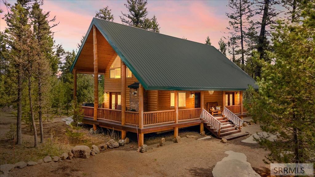 Island Park, Idaho, 83429, United States, 3 Bedrooms Bedrooms, ,2 BathroomsBathrooms,Residential,For Sale,1766025