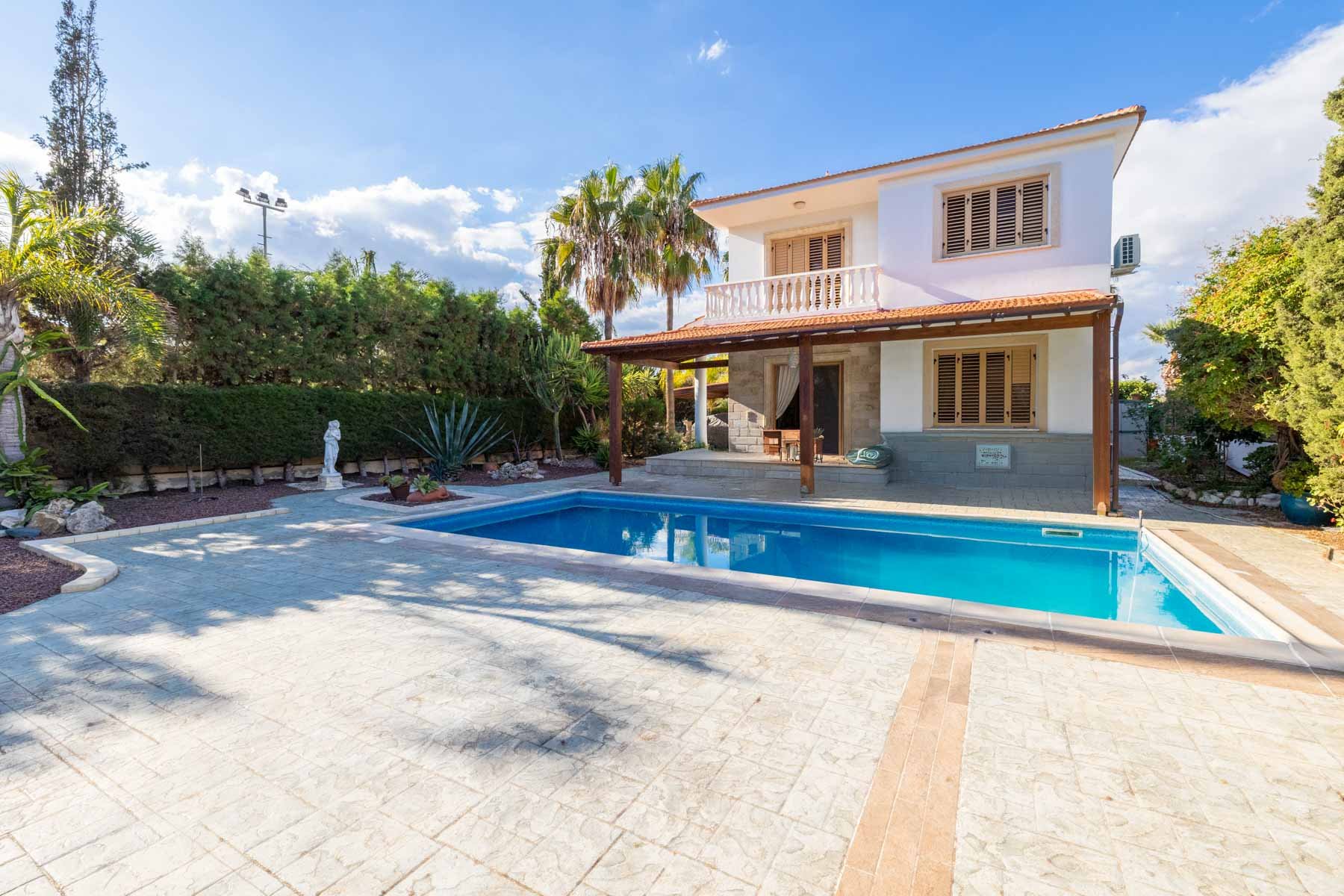  Coastal Living in Pervolia: Three-Bedroom Villa near Faros Beach - 物件實景