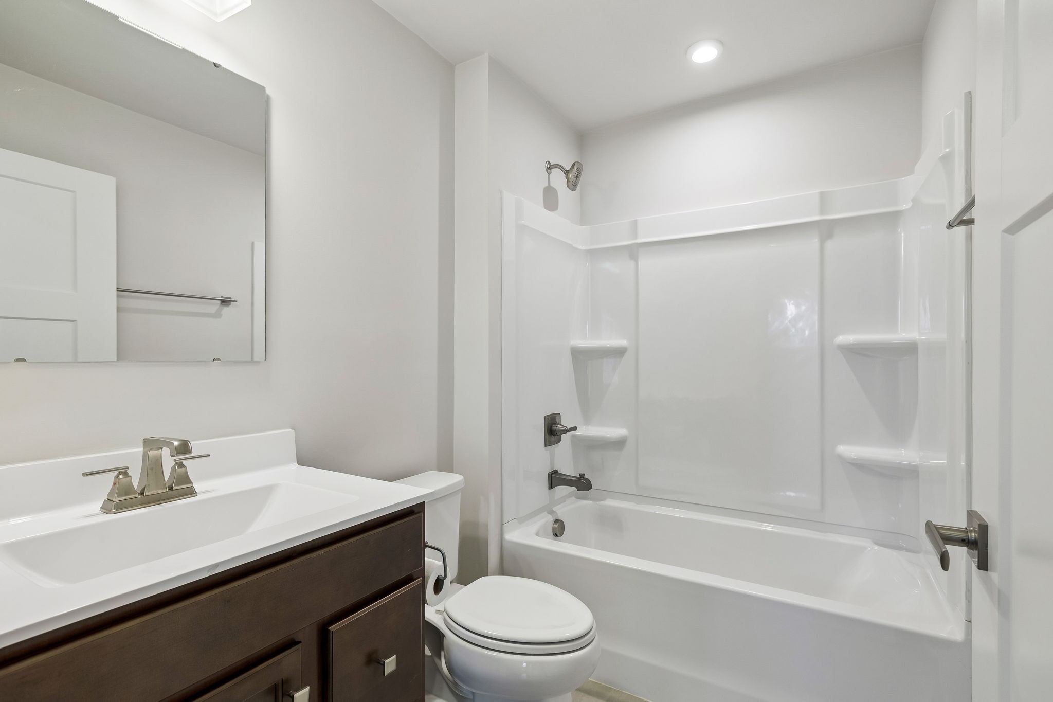  616 Streamview Dr, White House, TN, 37188 - 物件實景