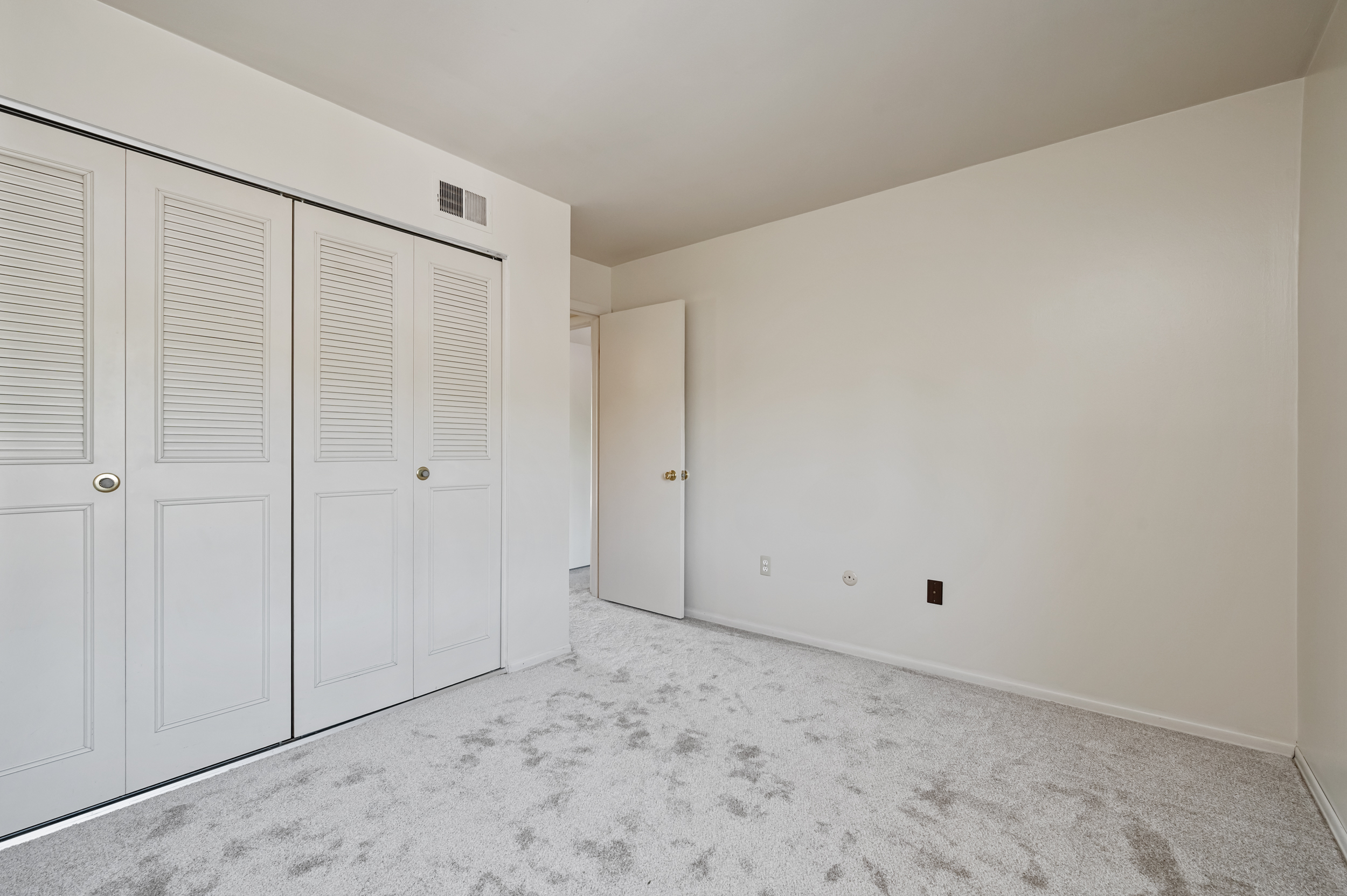  8179 Ohio River Boulevard #36, Emsworth, PA 15202 - 物件實景