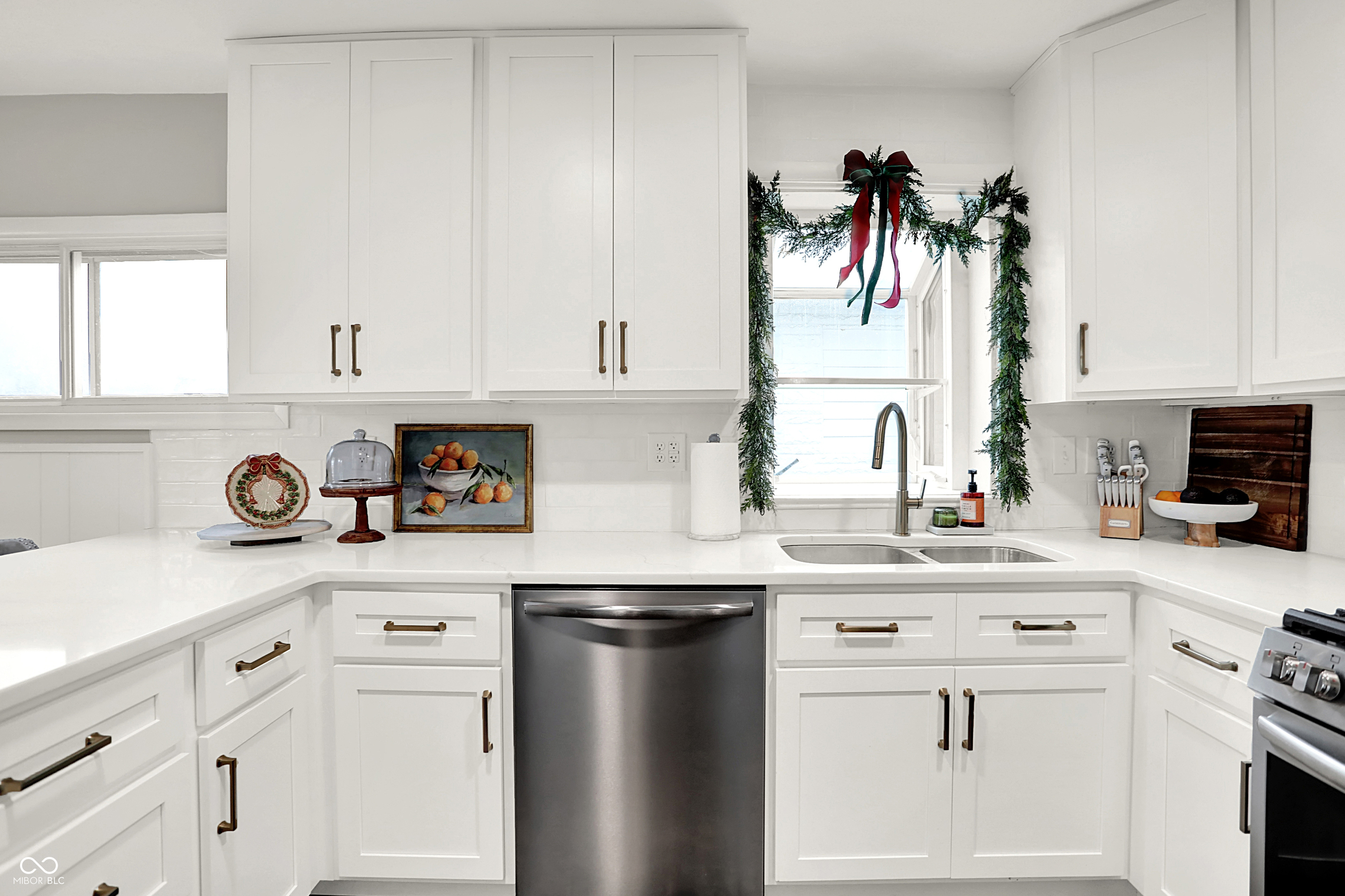 Indianapolis, Indiana, 46205, United States, 3 Bedrooms Bedrooms, ,2 BathroomsBathrooms,Residential,For Sale,2005360