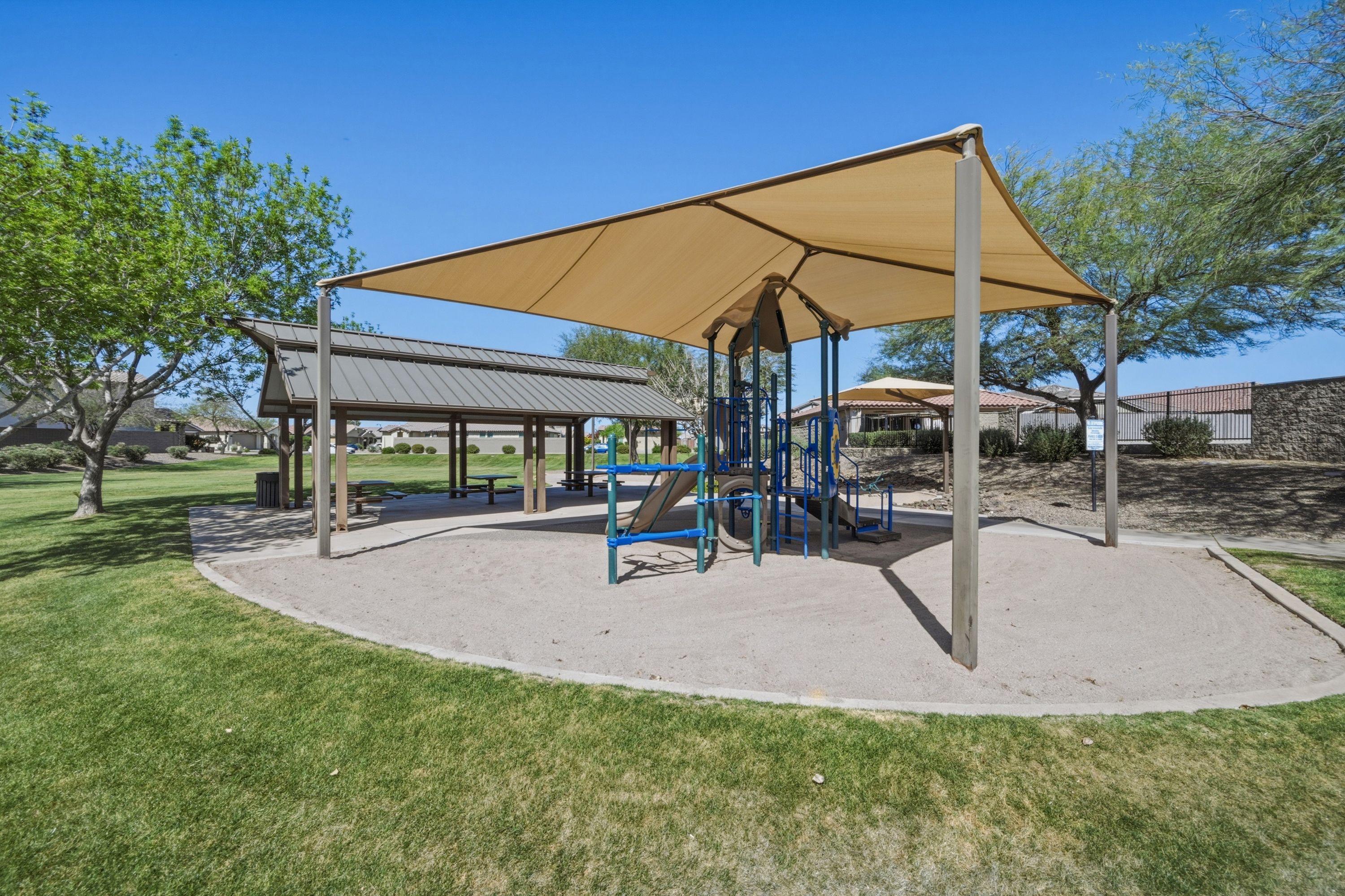  41370 W Somerset Drive  Maricopa, AZ - 物件實景