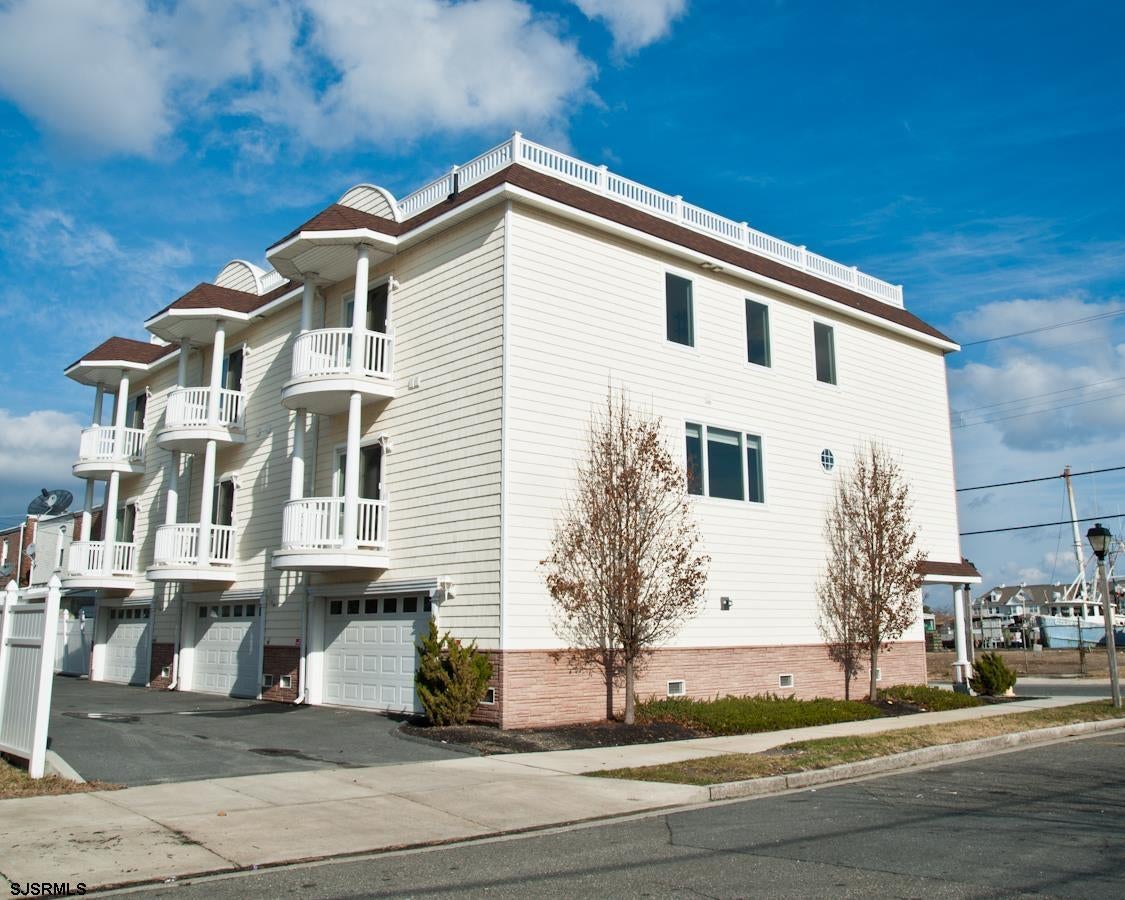 Atlantic City, New Jersey, 08401, United States, 3 Bedrooms Bedrooms, ,3 BathroomsBathrooms,Residential,For Sale,1807764