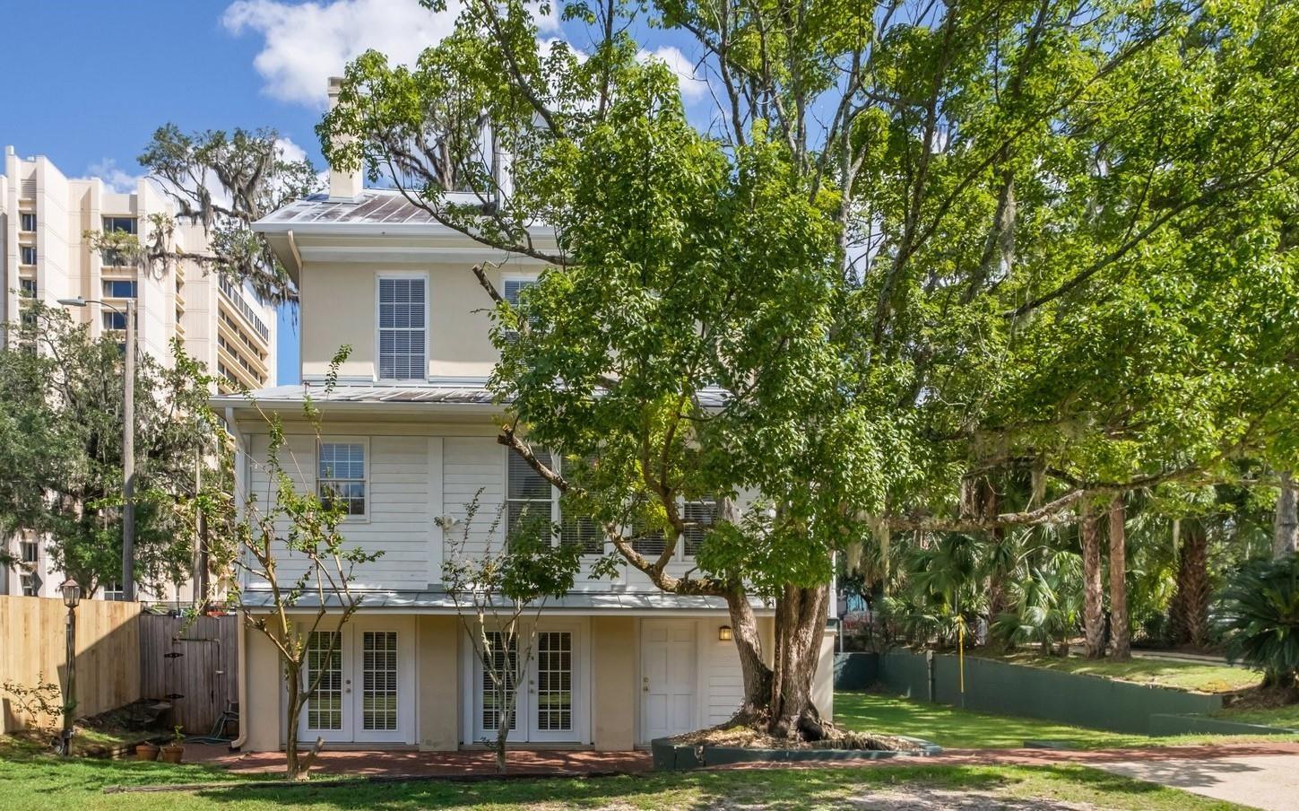 Tallahassee, Florida, 32301, United States, 4 Bedrooms Bedrooms, ,4 BathroomsBathrooms,Residential,For Sale,1738937