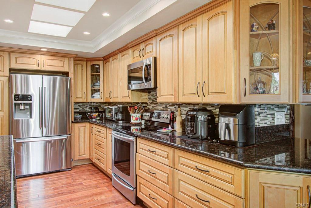 Laguna Woods, California, 92637, United States, 2 Bedrooms Bedrooms, ,Residential,For Sale,1880064