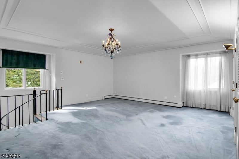 Clifton City, New Jersey, 07013, United States, 5 Bedrooms Bedrooms, ,4 BathroomsBathrooms,Residential,For Sale,1979632