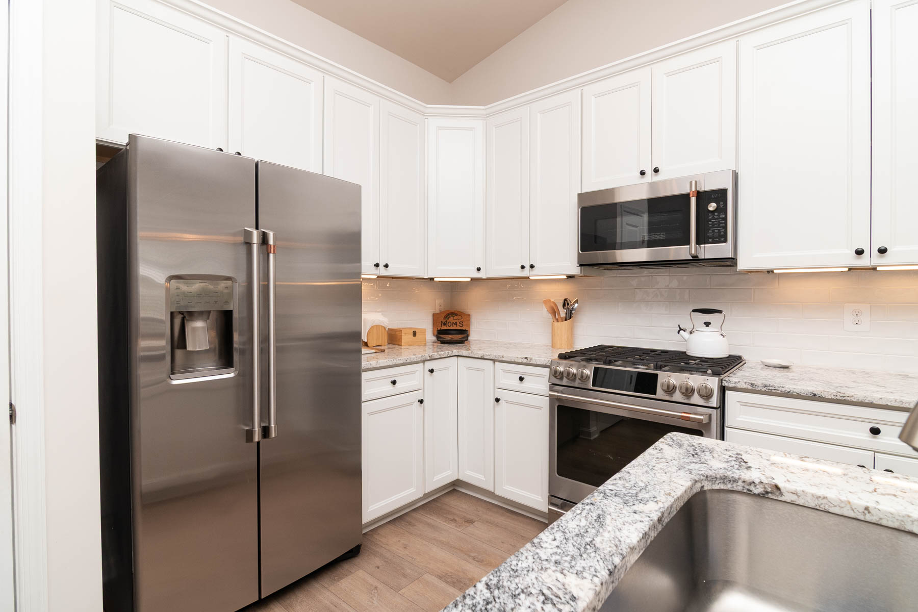  25087 Treeview Lane - 物件實景