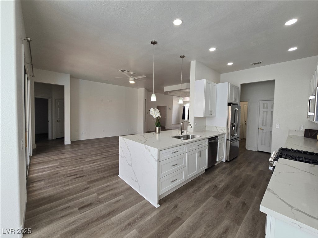 Las Vegas, Nevada, 89145, United States, 4 Bedrooms Bedrooms, ,2 BathroomsBathrooms,Residential,For Sale,1929054