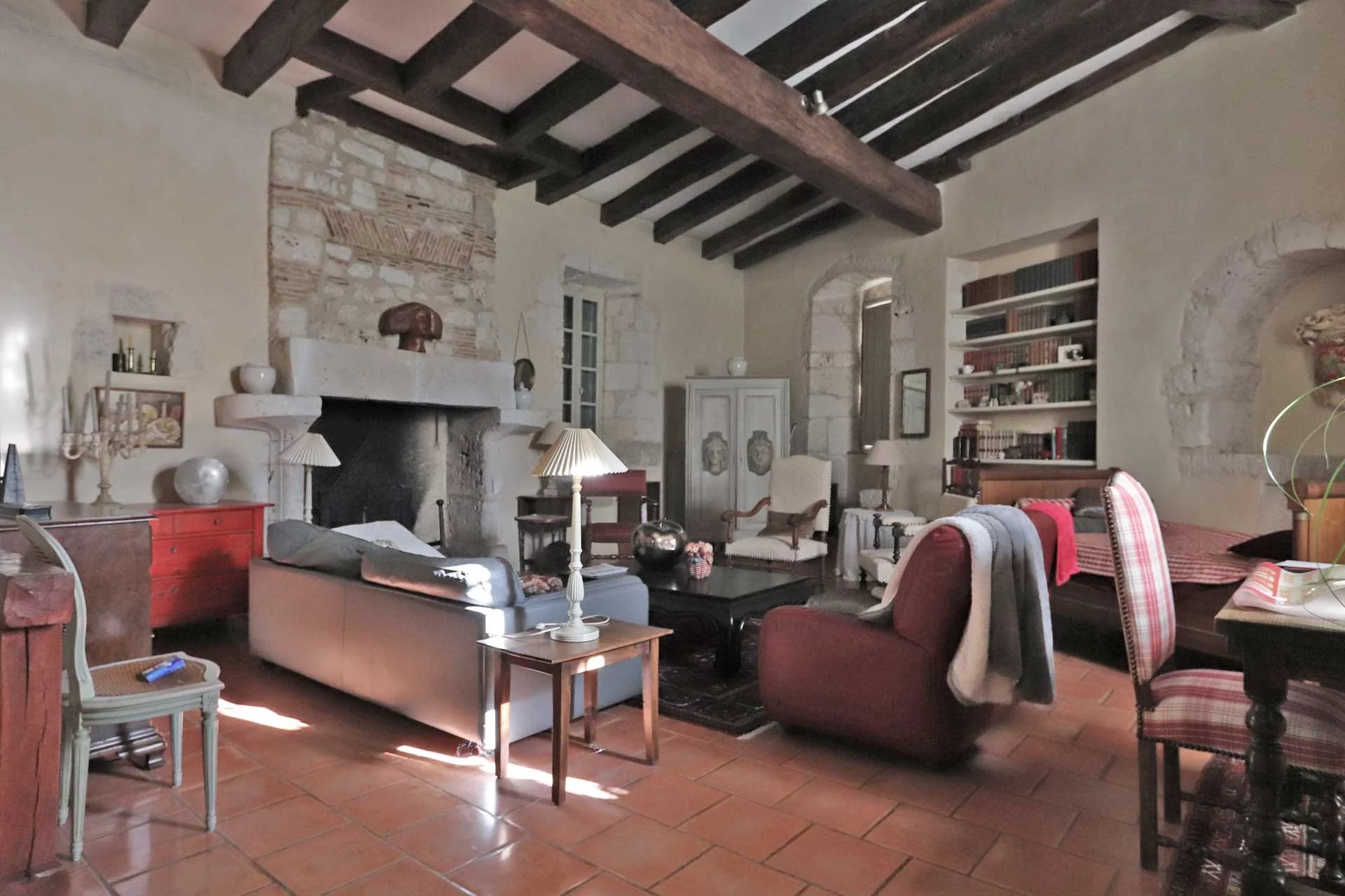 Bergerac, New Aquitaine, 24100, FR, 4 Bedrooms Bedrooms, ,3 BathroomsBathrooms,Residential,For Sale,1996002