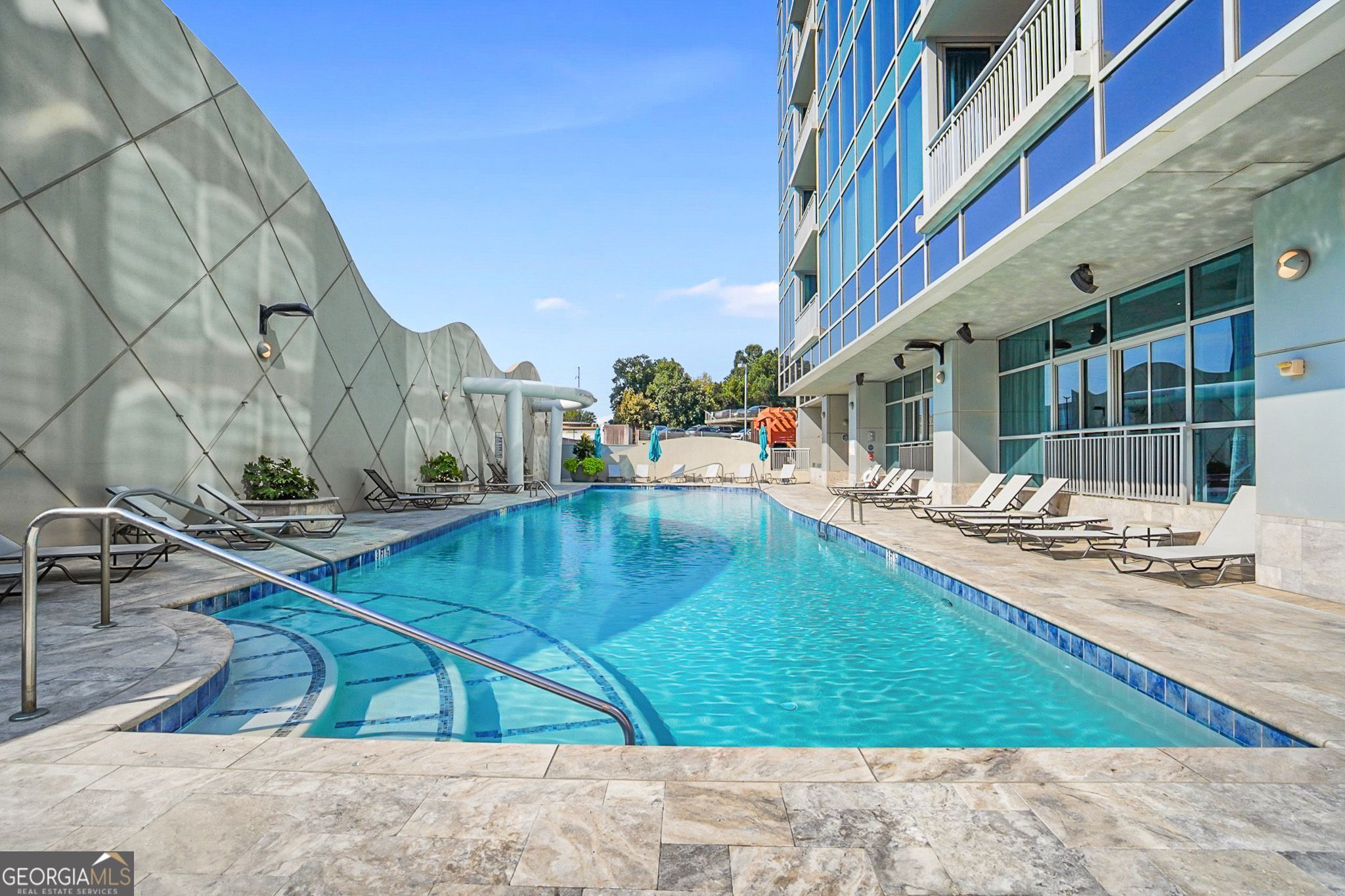 Atlanta, Georgia, 30326, United States, 2 Bedrooms Bedrooms, ,3 BathroomsBathrooms,Residential,For Sale,2001794