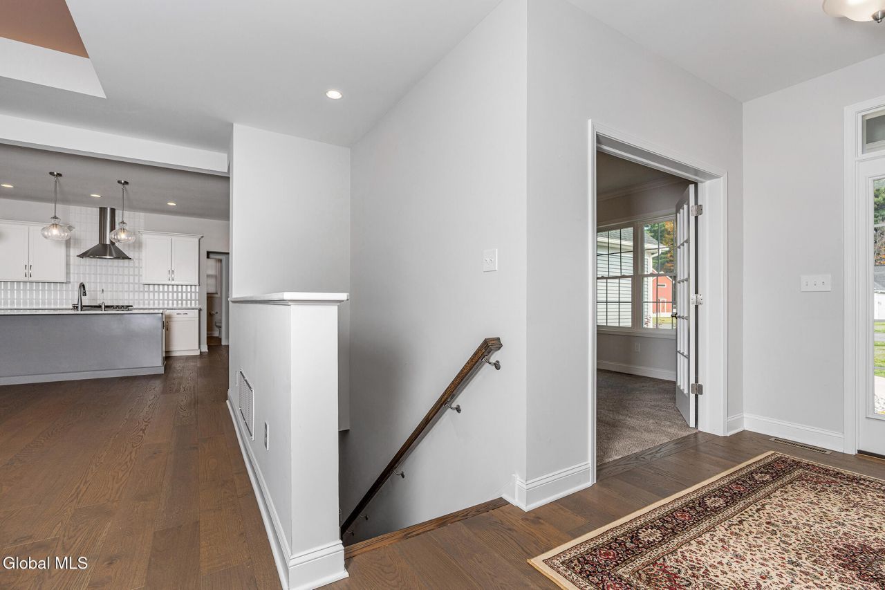 Halfmoon, New York, 12065, United States, 4 Bedrooms Bedrooms, ,3 BathroomsBathrooms,Residential,For Sale,1987891