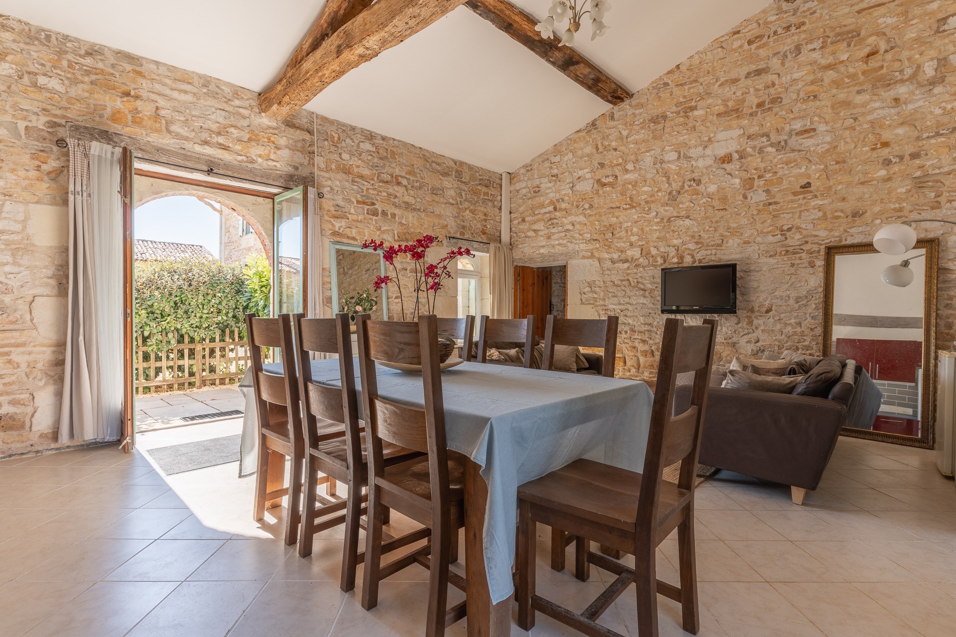  Maison de Maitre with a gite set in 2.54 hectares - 物件實景