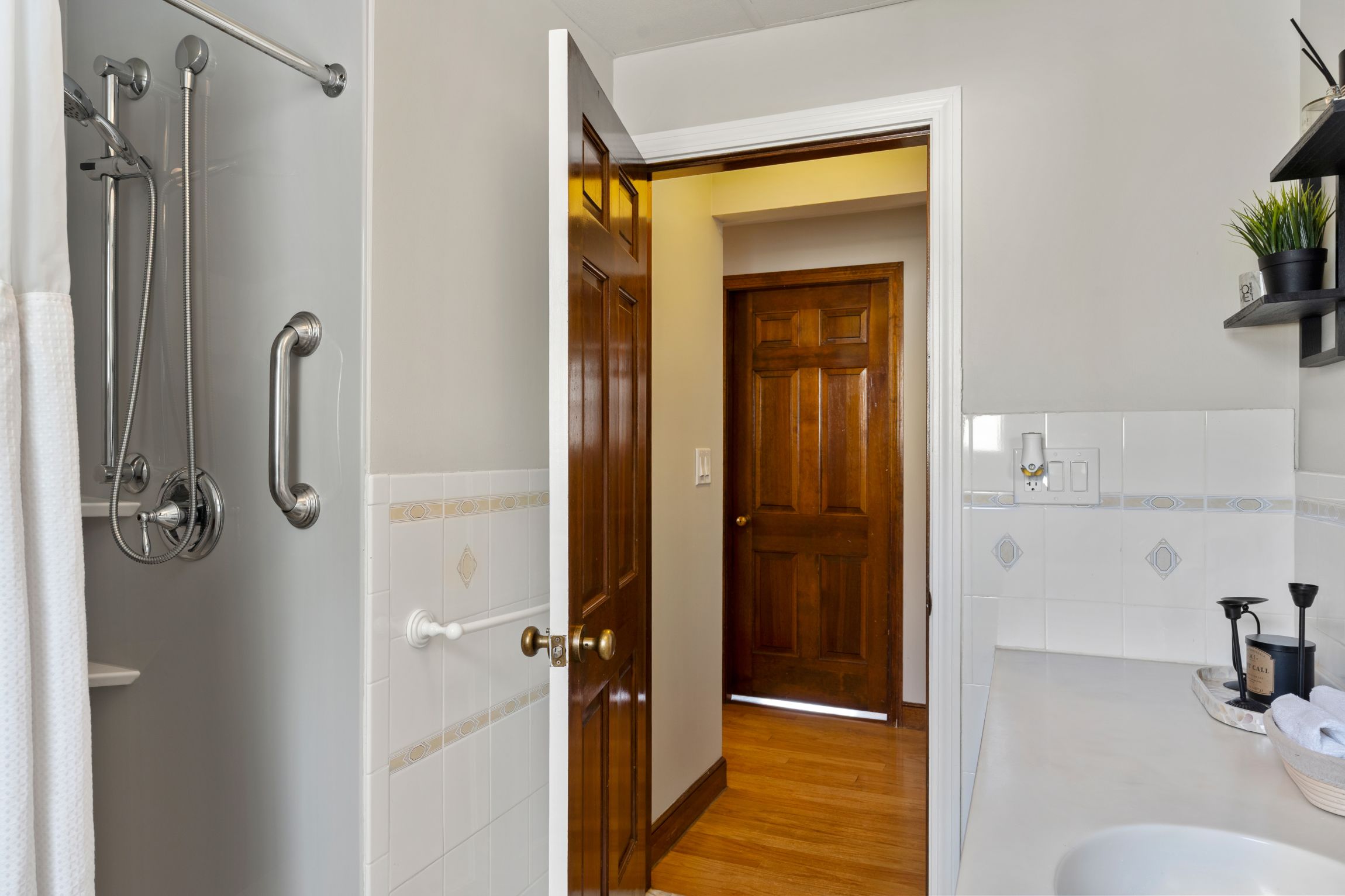  50 Neponset Ave, Boston, MA, 02136 - 物件實景