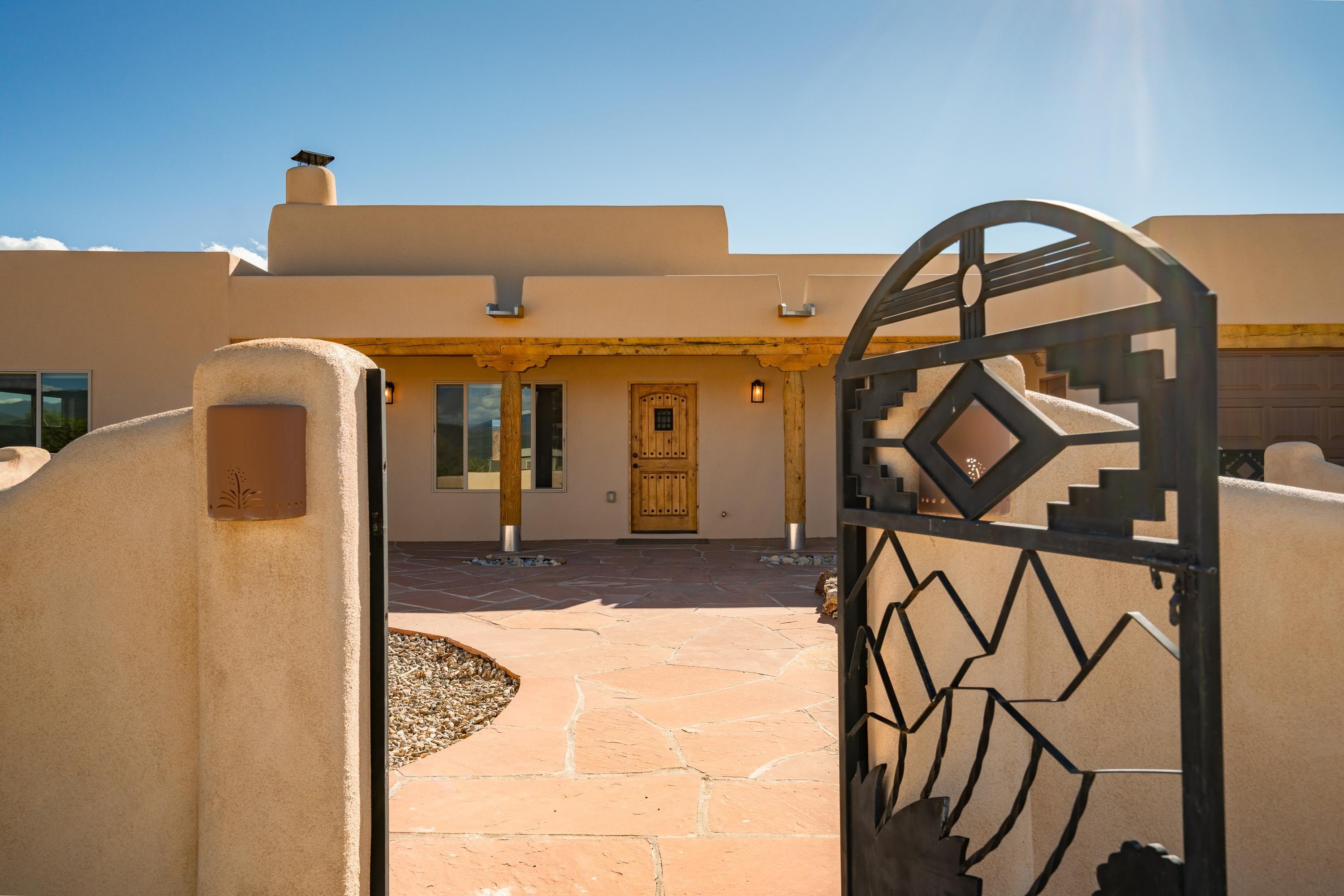 Taos, New Mexico, 87557, United States, 3 Bedrooms Bedrooms, ,2 BathroomsBathrooms,Residential,For Sale,1959300