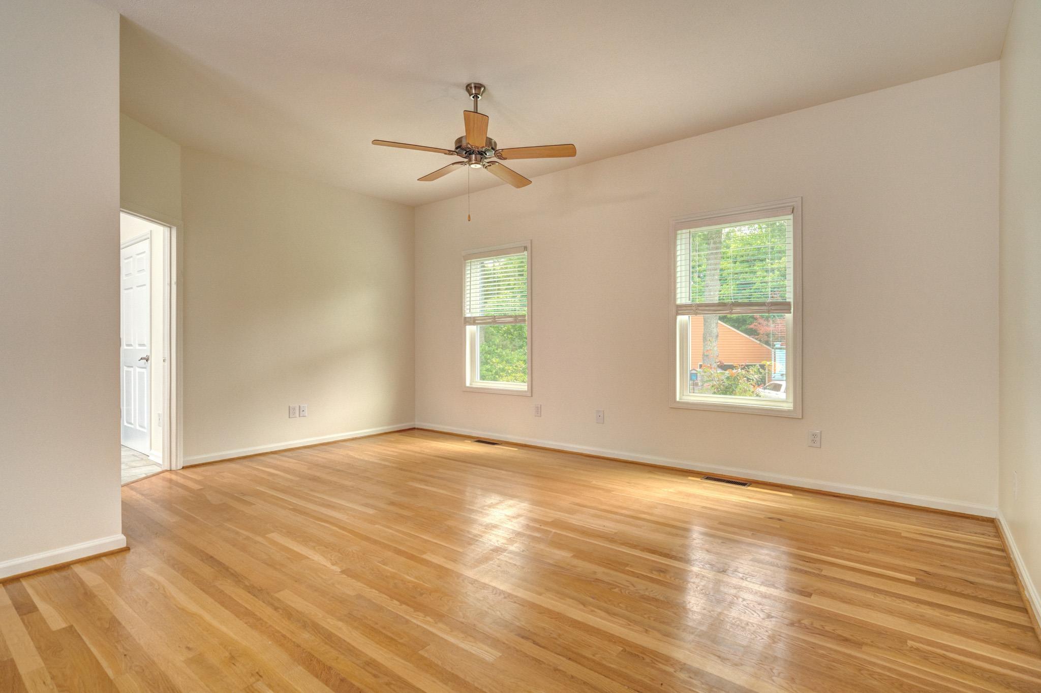 Blacksburg, Virginia, 24060, United States, 4 Bedrooms Bedrooms, ,3 BathroomsBathrooms,Residential,For Sale,1847433