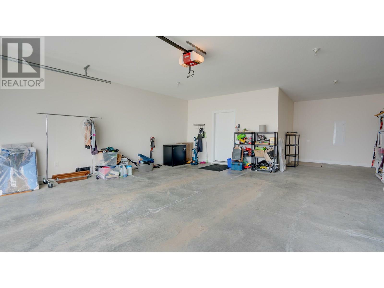 VERNON, British Columbia, V1H 2L7, CA, 3 Bedrooms Bedrooms, ,2 BathroomsBathrooms,Residential,For Sale,1838492