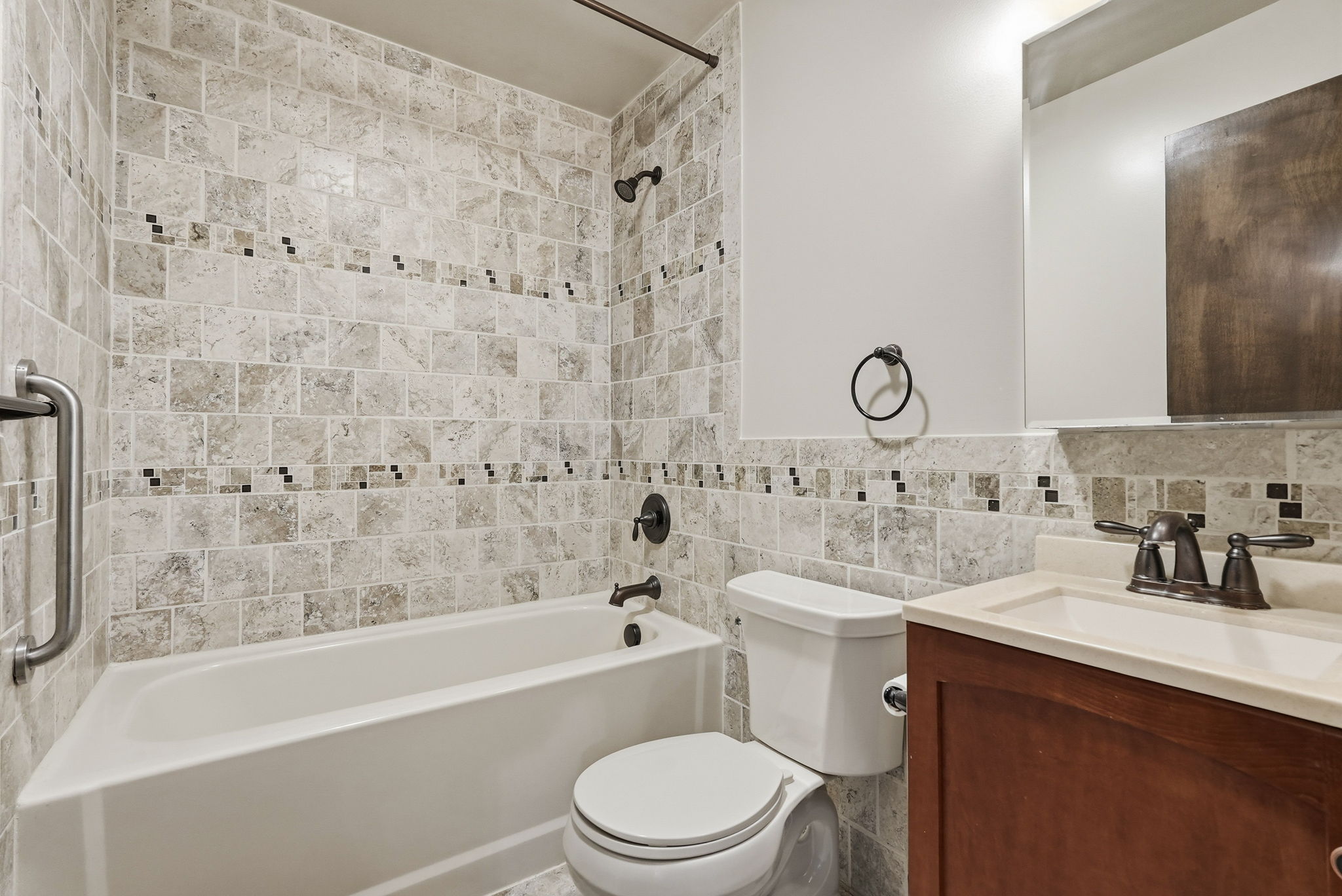  145 Karen Drive, Elizabeth, PA 15037 - 物件實景