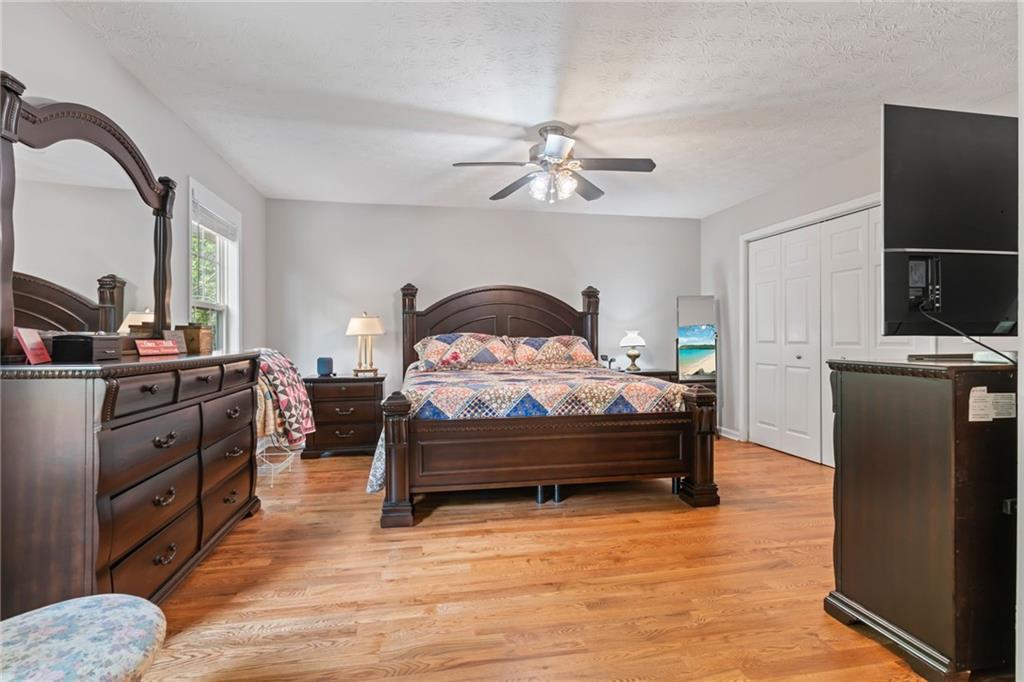 Cleveland, Georgia, 30528, United States, 4 Bedrooms Bedrooms, ,3 BathroomsBathrooms,Residential,For Sale,1986122