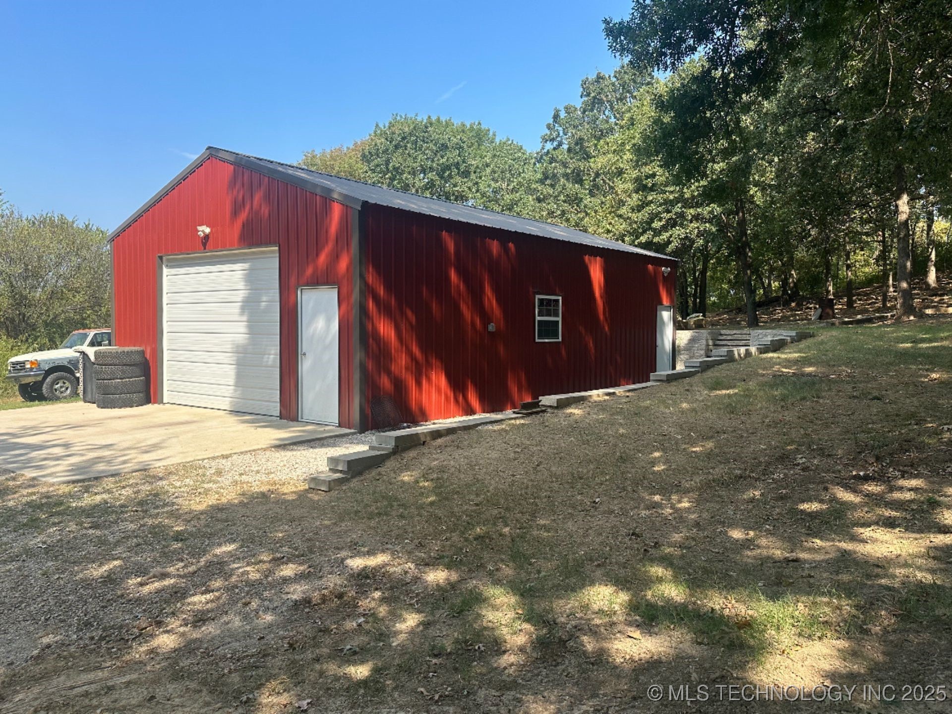 Tulsa, Oklahoma, 74132, United States, 3 Bedrooms Bedrooms, ,3 BathroomsBathrooms,Residential,For Sale,1949737