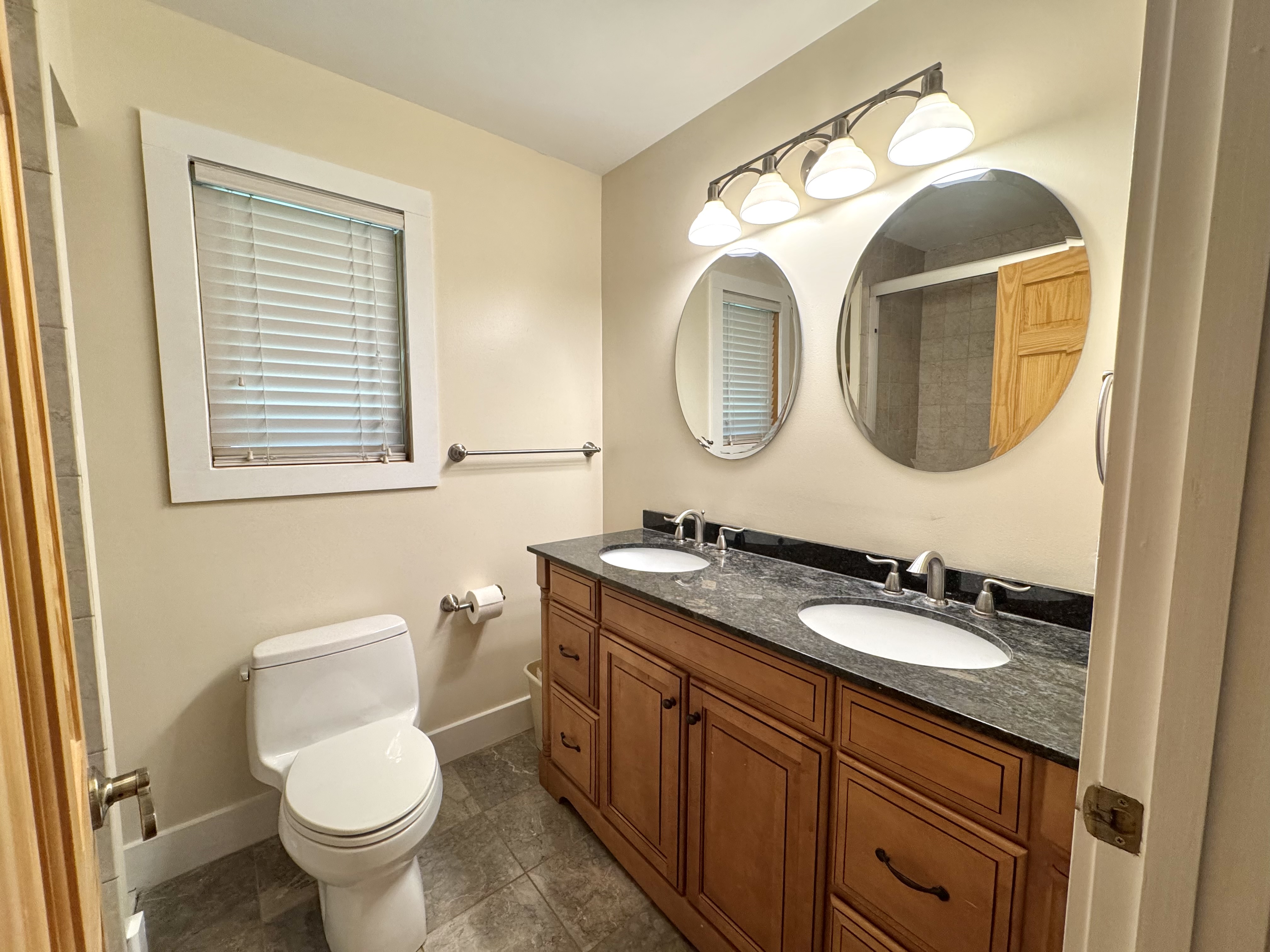 Catskill, New York, 12414, United States, 3 Bedrooms Bedrooms, ,3 BathroomsBathrooms,Residential,For Sale,1900637