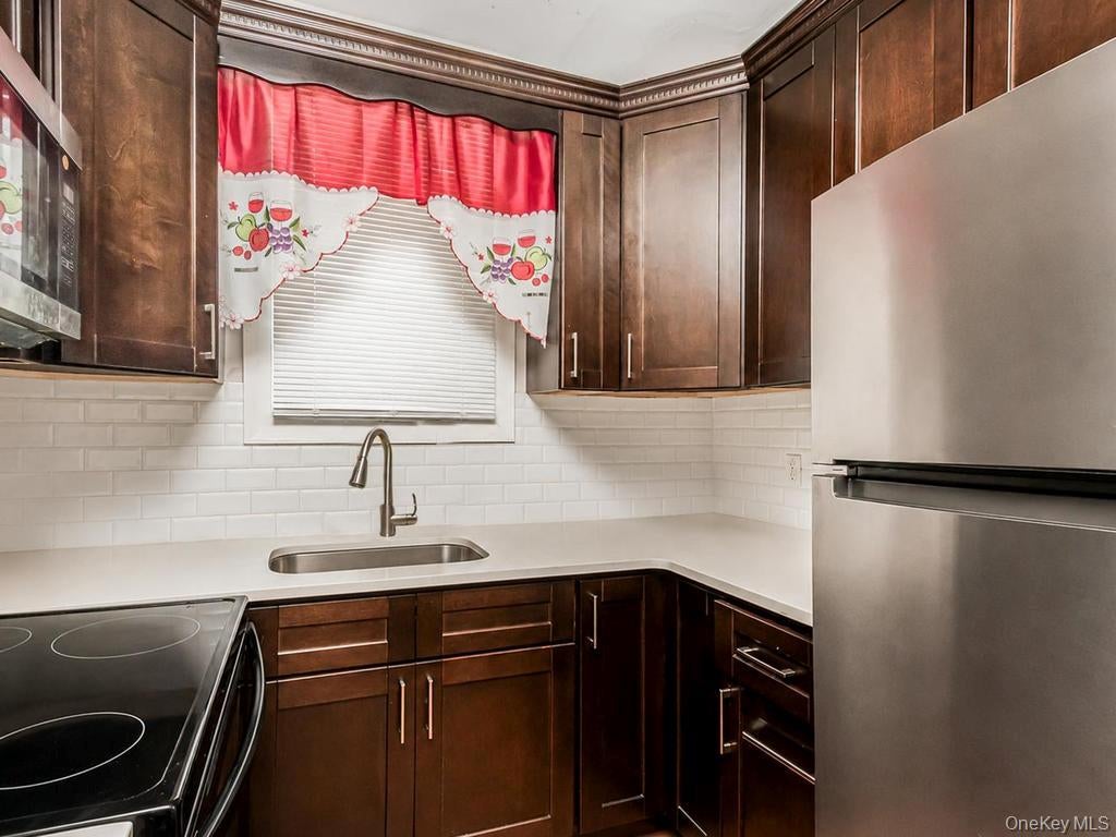 Williamsbridge Rd, Bronx, NY 10467 #1