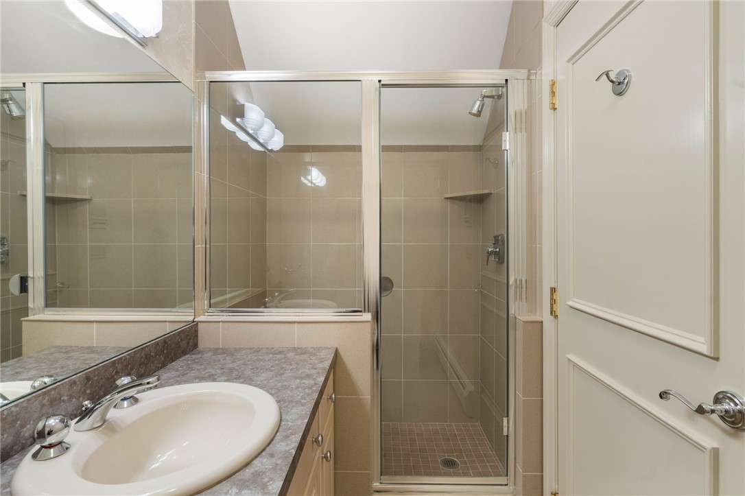 Cranston, Rhode Island, 02920, United States, 3 Bedrooms Bedrooms, ,4 BathroomsBathrooms,Residential,For Sale,1993261