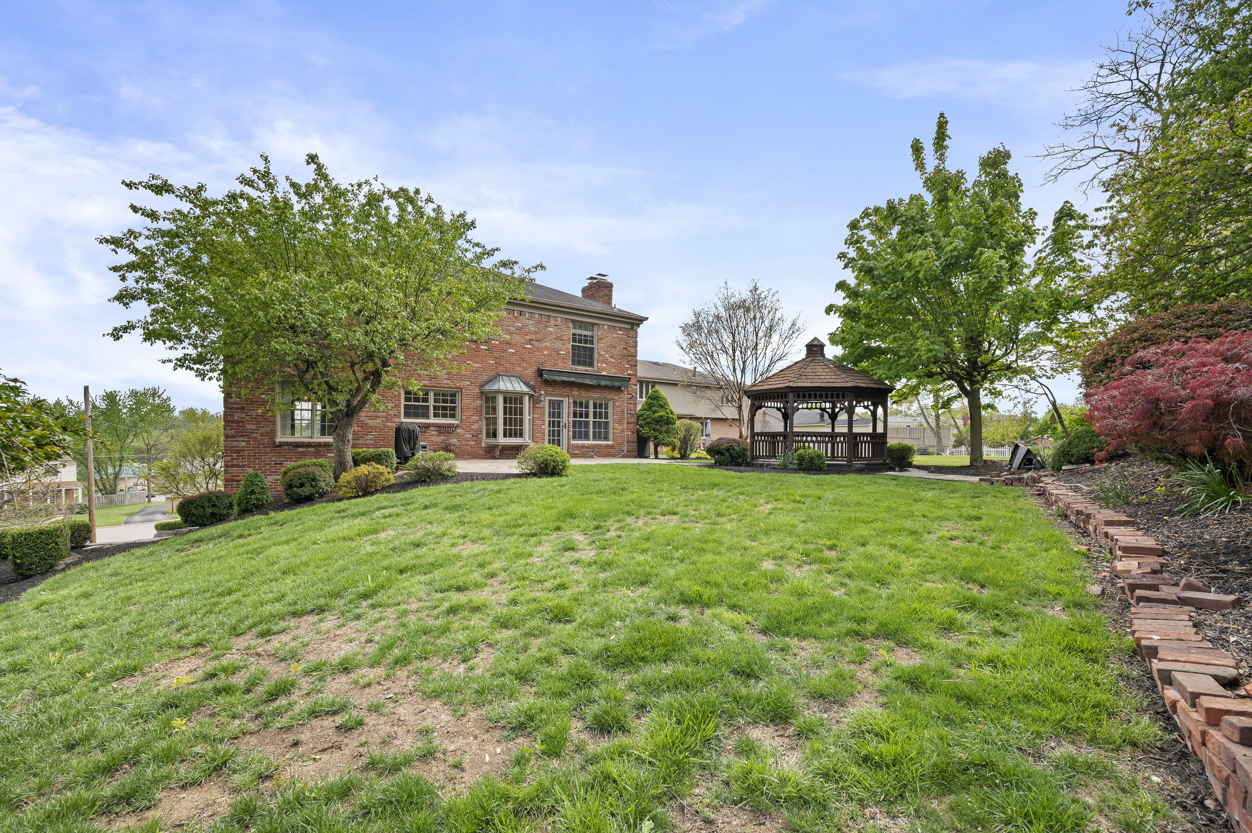  6663 Chapel Drive, Bethel Park, PA 15102 - 物件實景