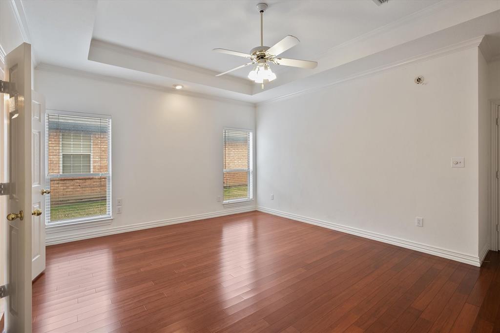 Denton, Texas, 76205, United States, 4 Bedrooms Bedrooms, ,4 BathroomsBathrooms,Residential,For Sale,1915796