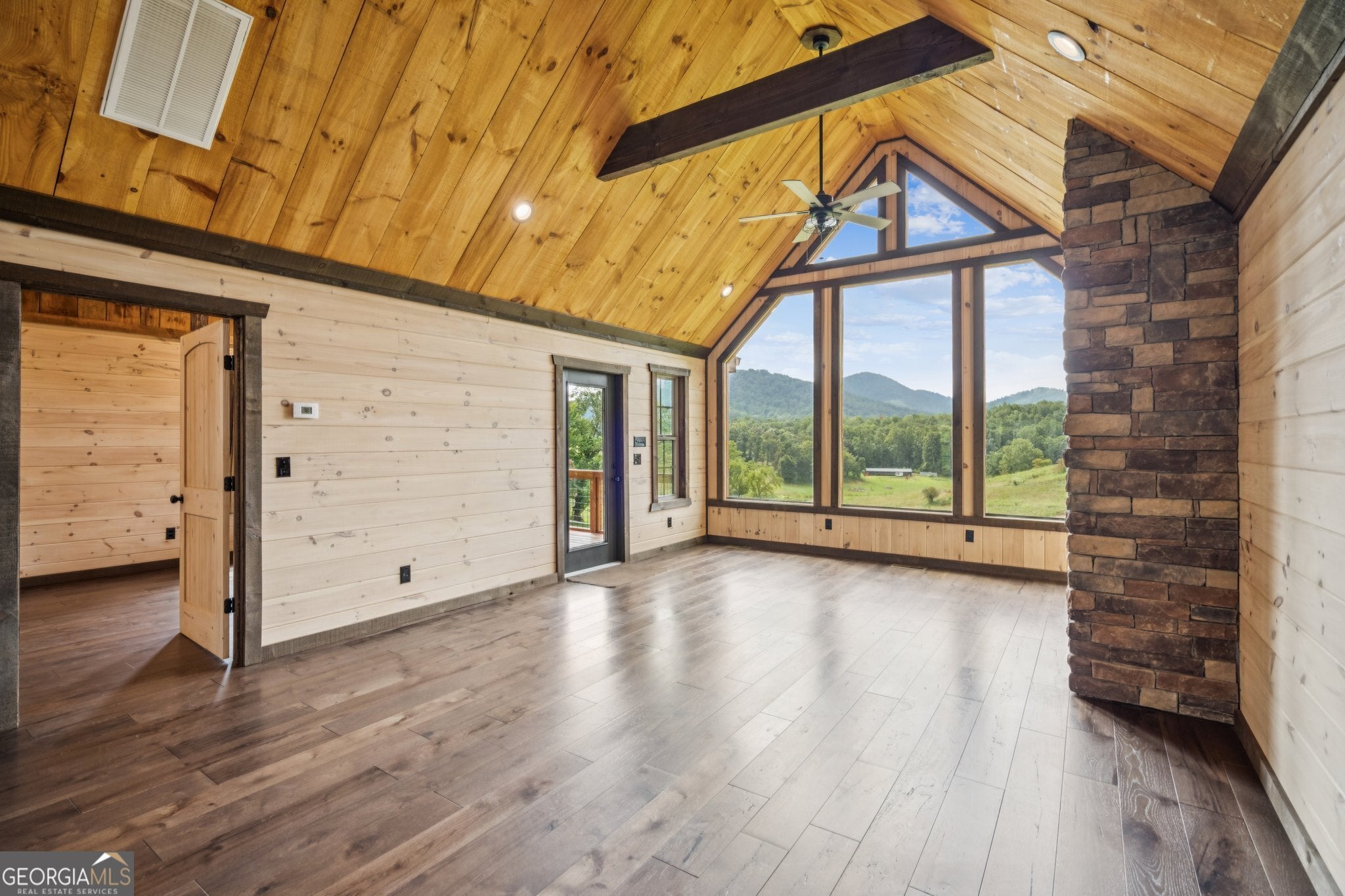Morganton, Georgia, 30560, United States, 4 Bedrooms Bedrooms, ,3 BathroomsBathrooms,Residential,For Sale,1926928