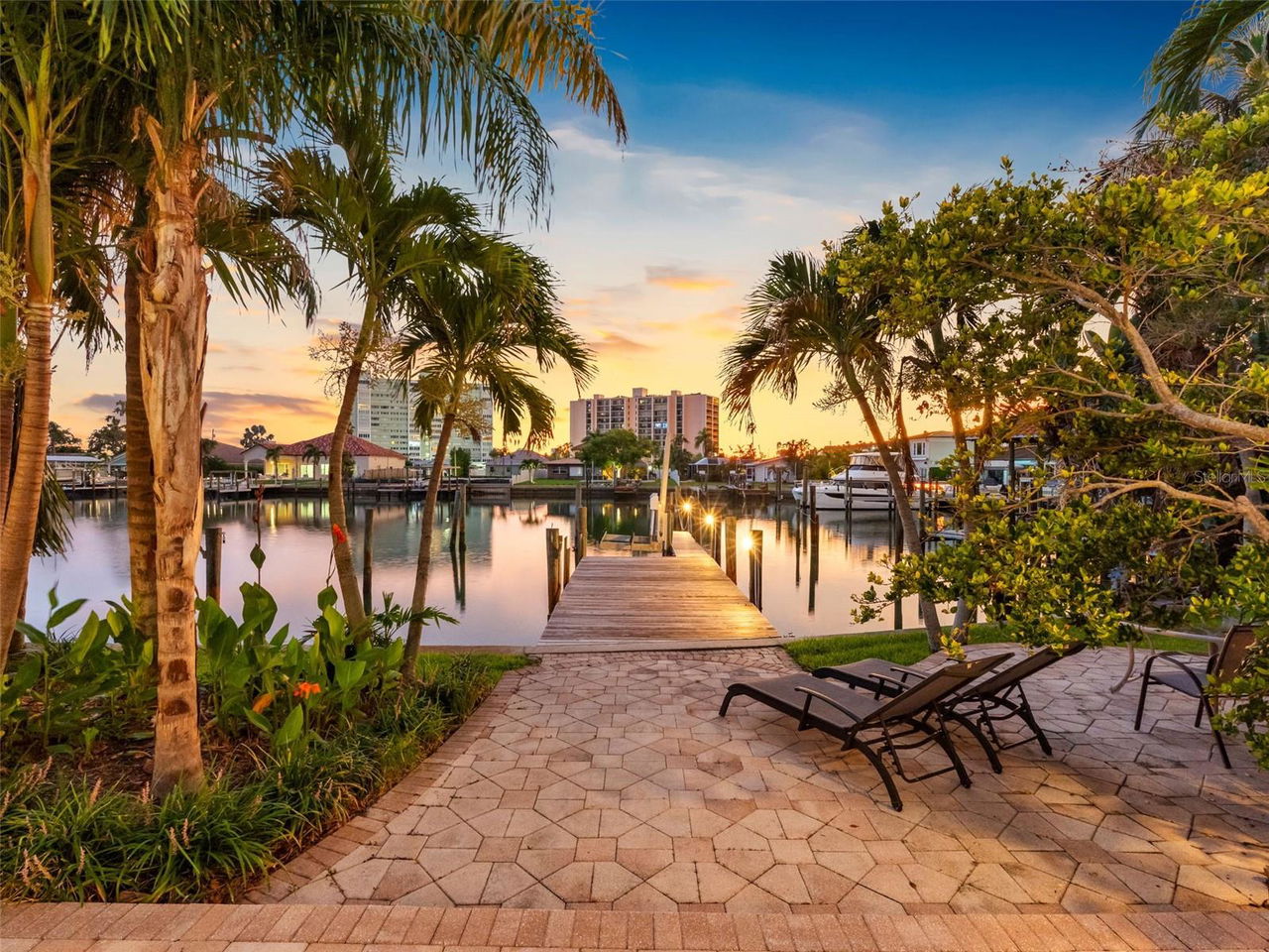 CLEARWATER BEACH, Florida, 33767, United States, 3 Bedrooms Bedrooms, ,3 BathroomsBathrooms,Residential,For Sale,1979132