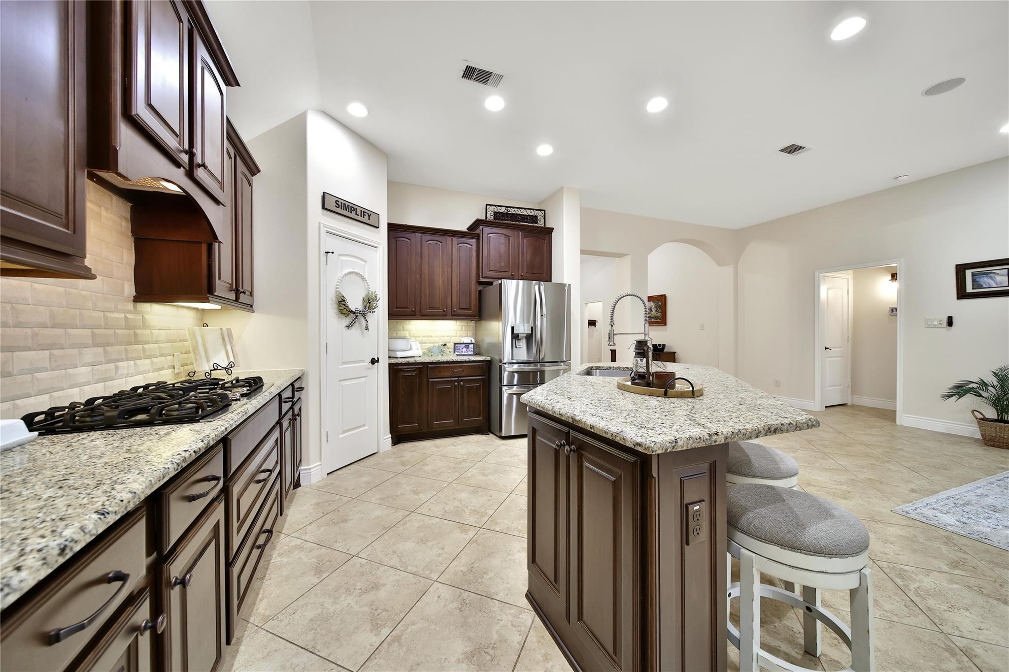 Montgomery, Texas, 77316, United States, 3 Bedrooms Bedrooms, ,3 BathroomsBathrooms,Residential,For Sale,1992455