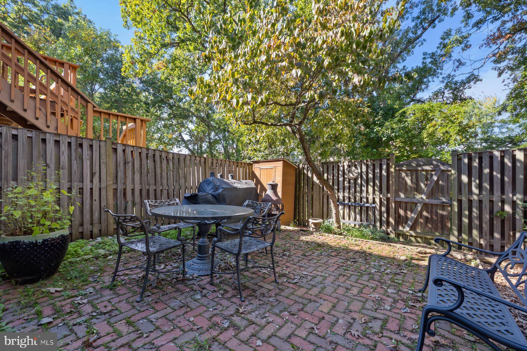 Centreville, Virginia, 20121, United States, 3 Bedrooms Bedrooms, ,4 BathroomsBathrooms,Residential,For Sale,1974352