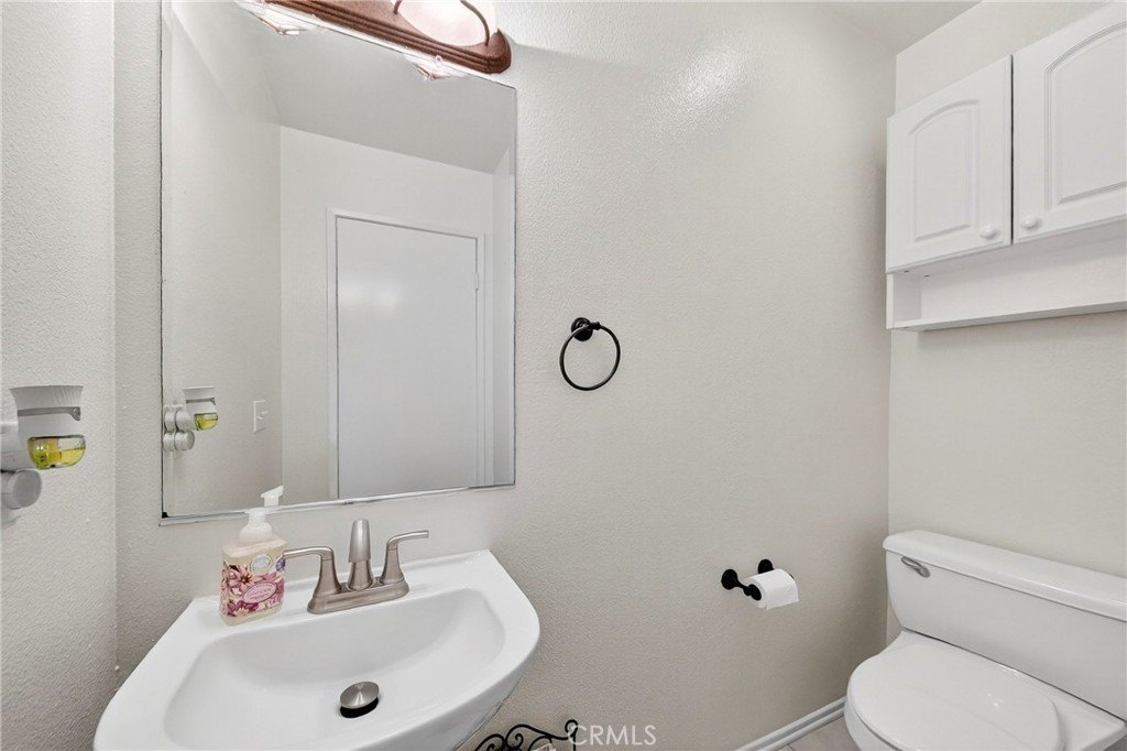 Aliso Viejo, California, 92656, United States, 3 Bedrooms Bedrooms, ,3 BathroomsBathrooms,Residential,For Sale,1997442