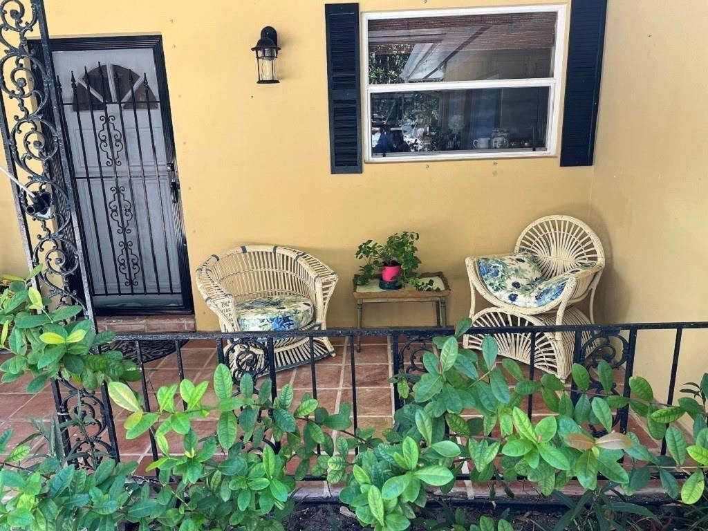 Vero Beach, Florida, 32960, United States, 3 Bedrooms Bedrooms, ,2 BathroomsBathrooms,Residential,For Sale,1989313