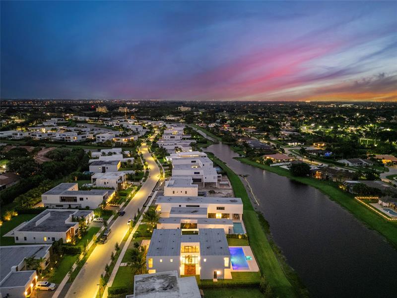 Weston, Florida, 33326, United States, 5 Bedrooms Bedrooms, ,10 BathroomsBathrooms,Residential,For Sale,1925286