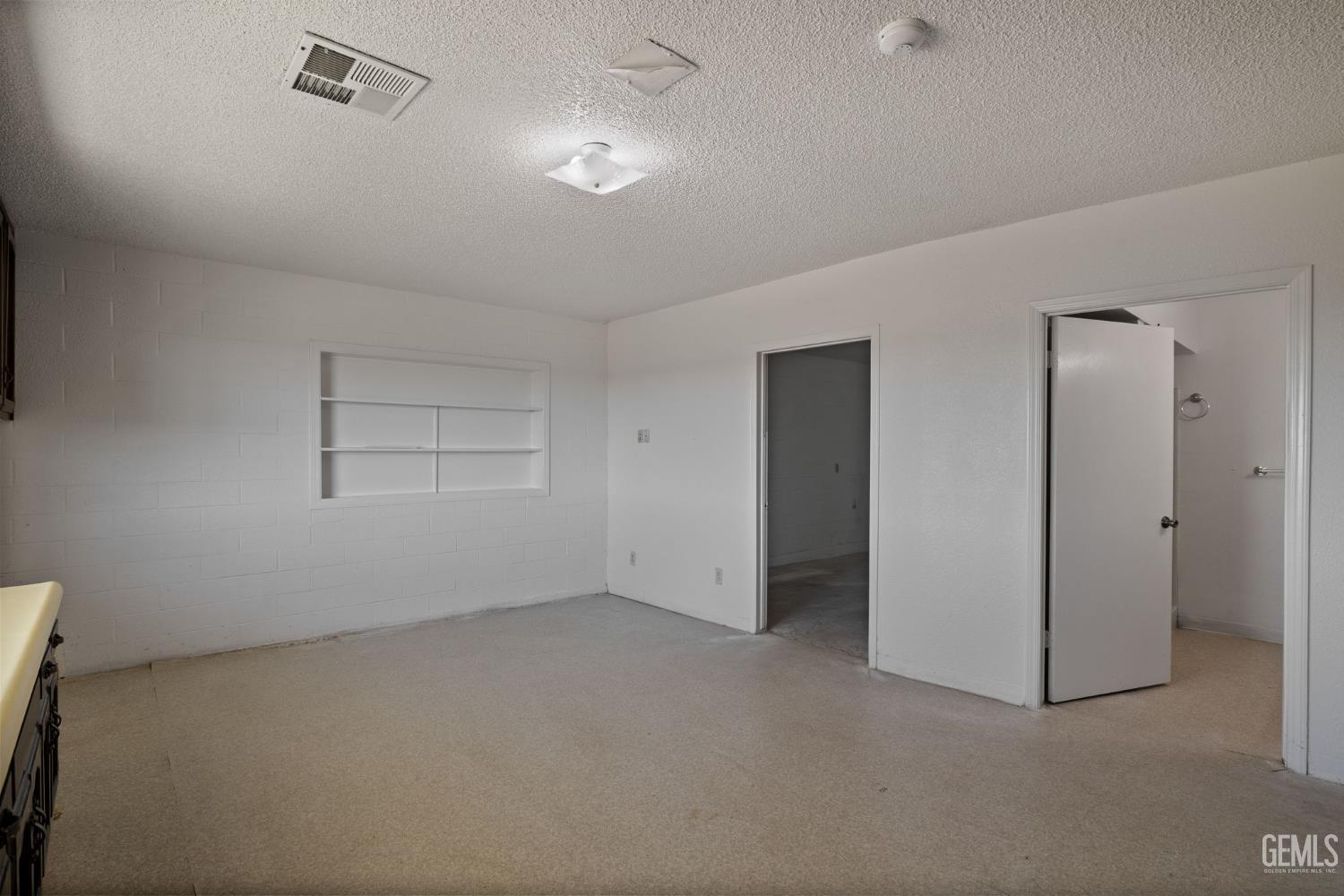 Mc Farland, California, 93250, United States, 3 Bedrooms Bedrooms, ,2 BathroomsBathrooms,Residential,For Sale,1994754