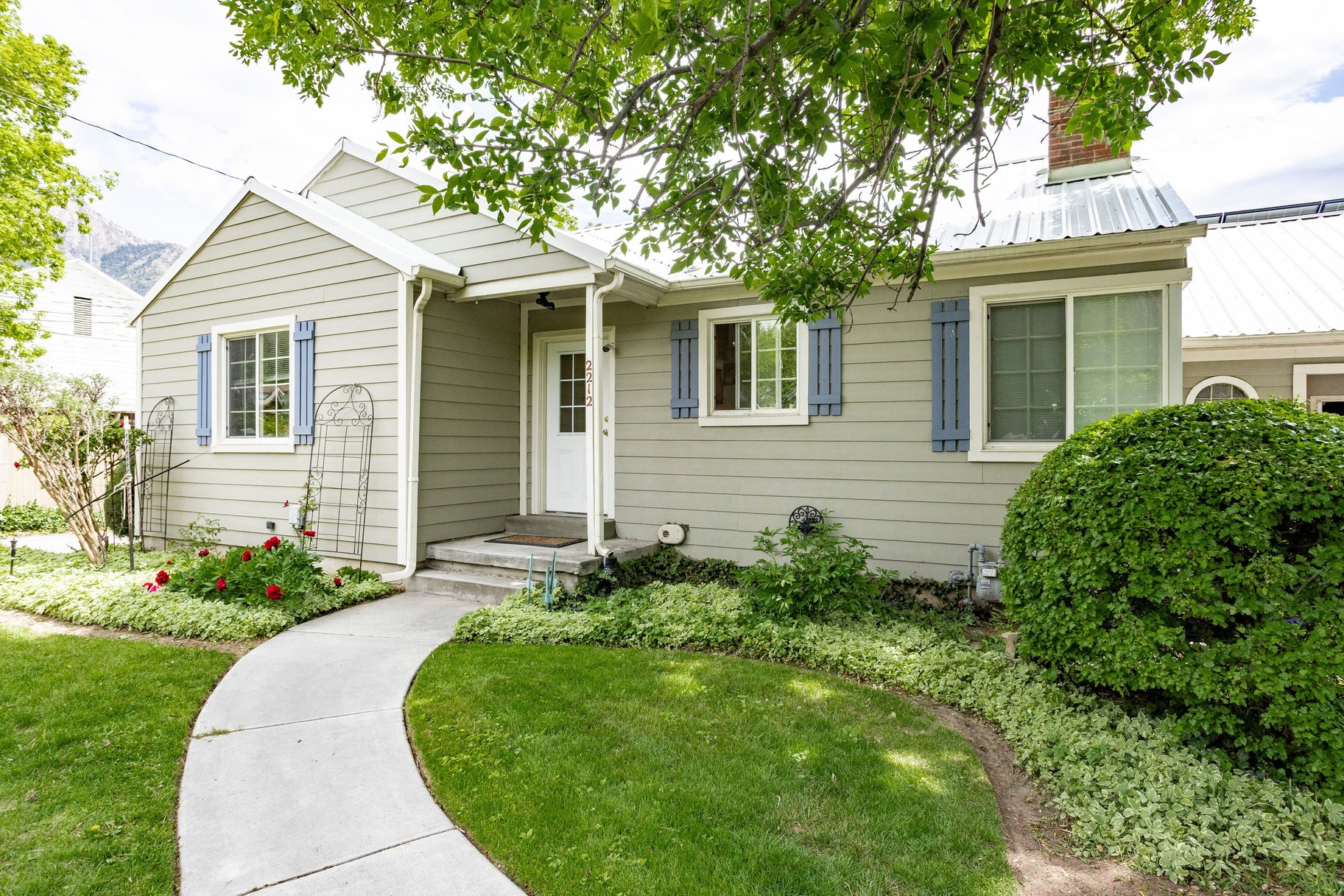  Multifamily Homestead in the Heart of Holladay - 物件實景