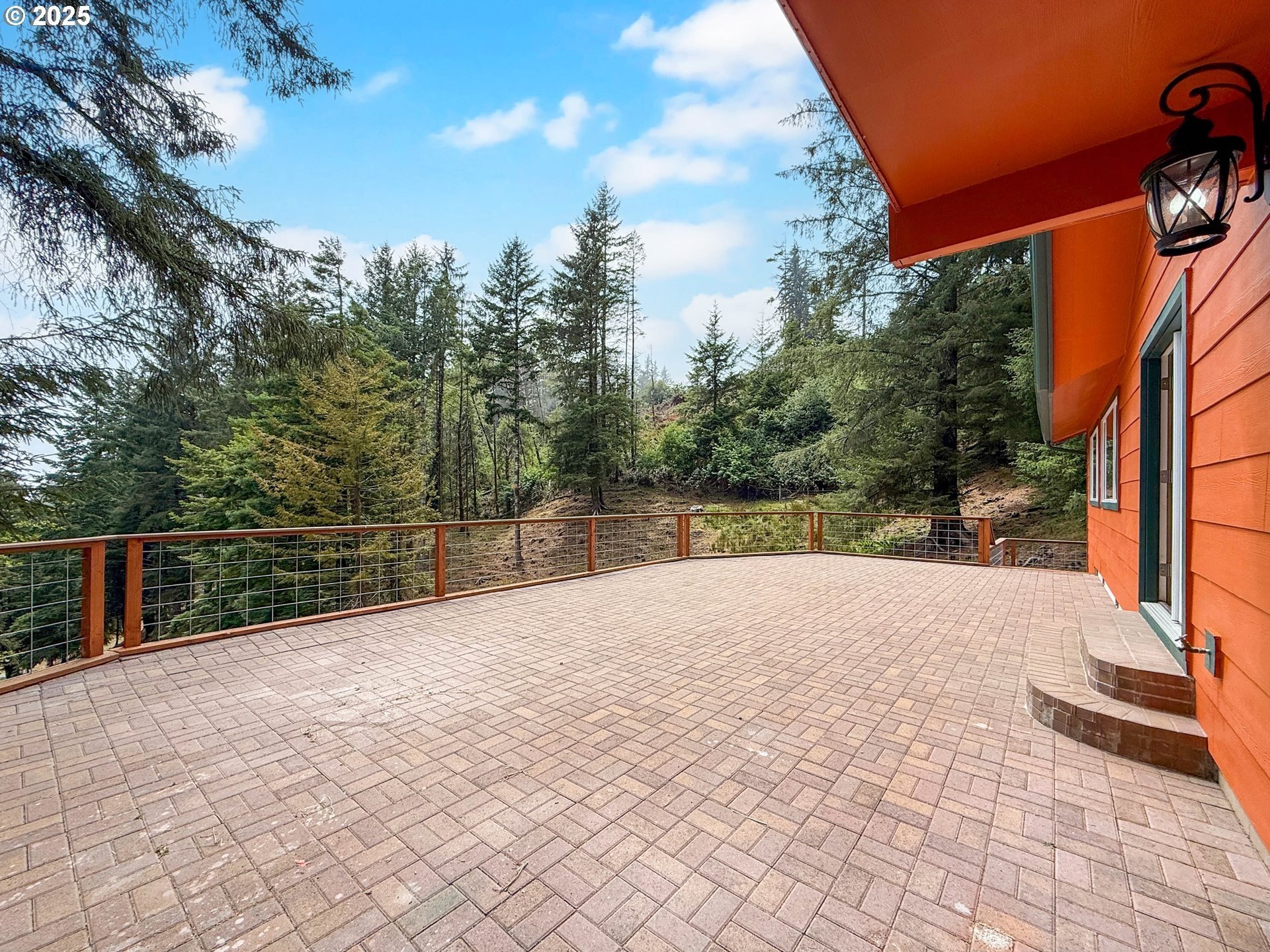Brookings, Oregon, 97415, United States, 4 Bedrooms Bedrooms, ,2 BathroomsBathrooms,Residential,For Sale,1938199