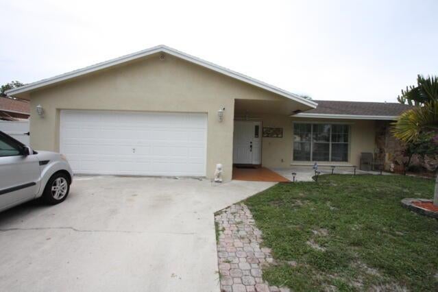 Lake Worth, Florida, 33463, United States, 4 Bedrooms Bedrooms, ,2 BathroomsBathrooms,Residential,For Sale,1928734